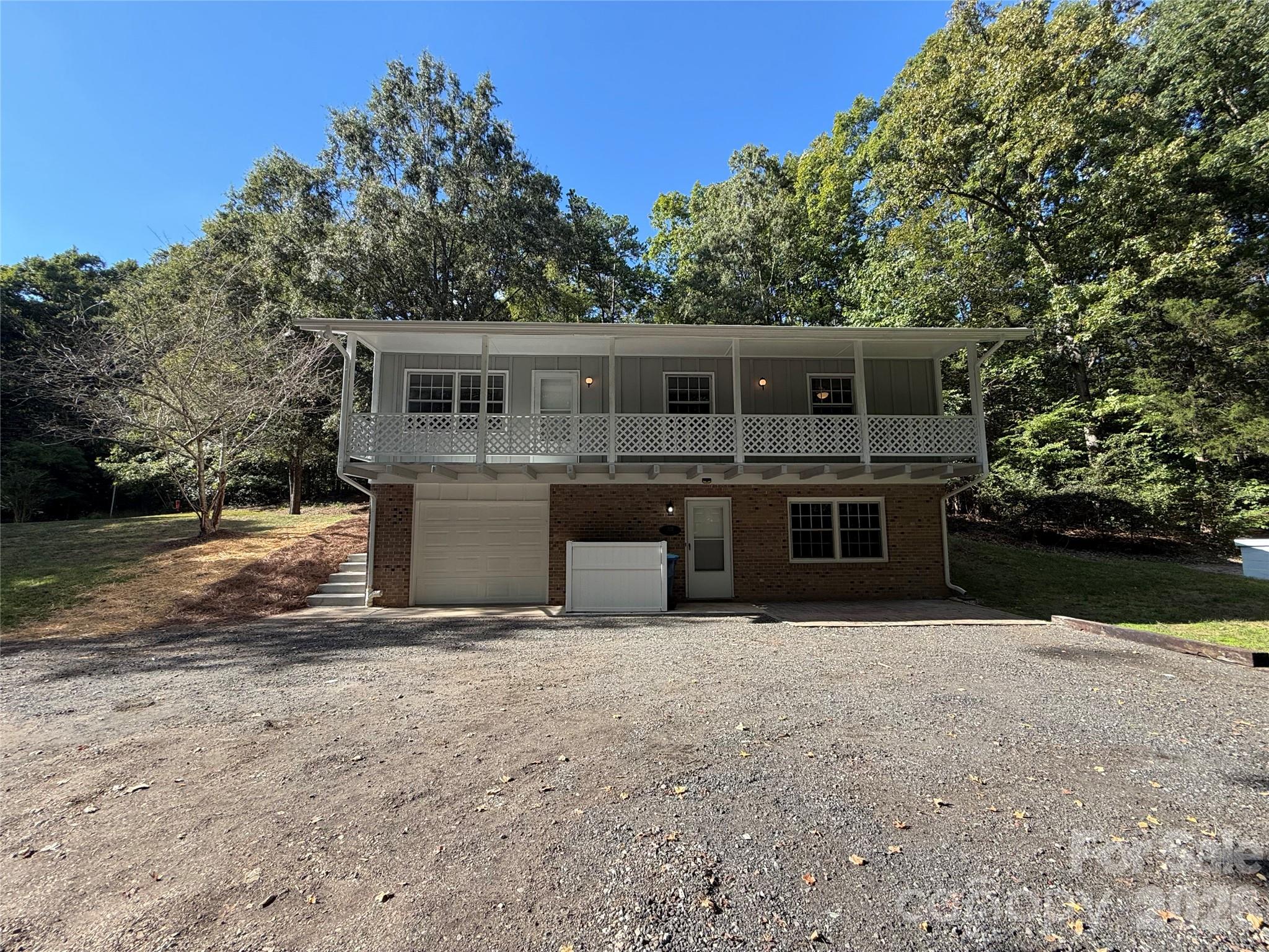 1120 Emerald Drive Property Photo 1