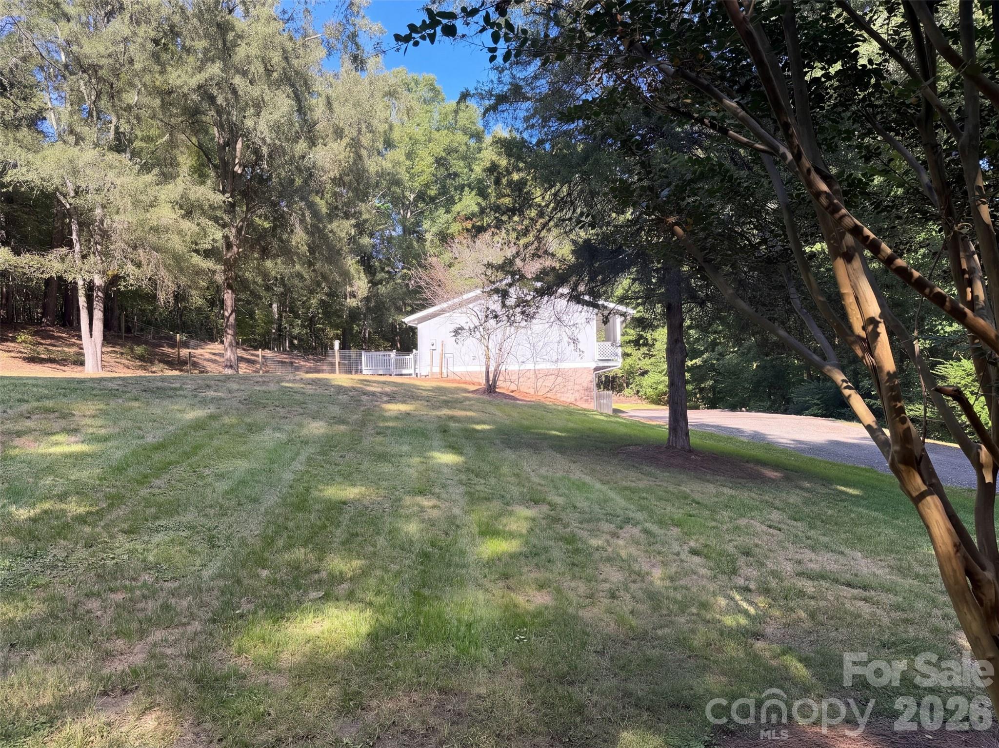 1120 Emerald Drive Property Photo 24