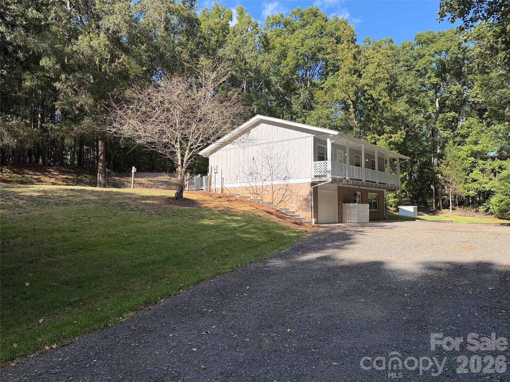 1120 Emerald Drive Property Photo 25