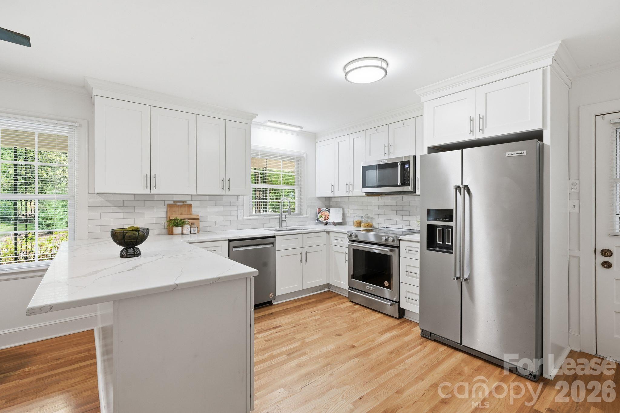 926 Shady Bluff Drive Property Photo 12