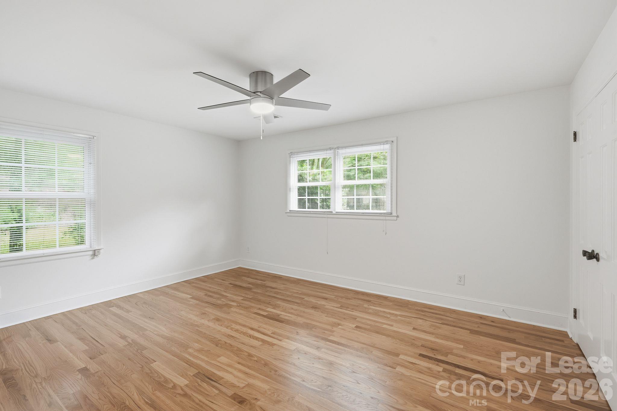 926 Shady Bluff Drive Property Photo 25