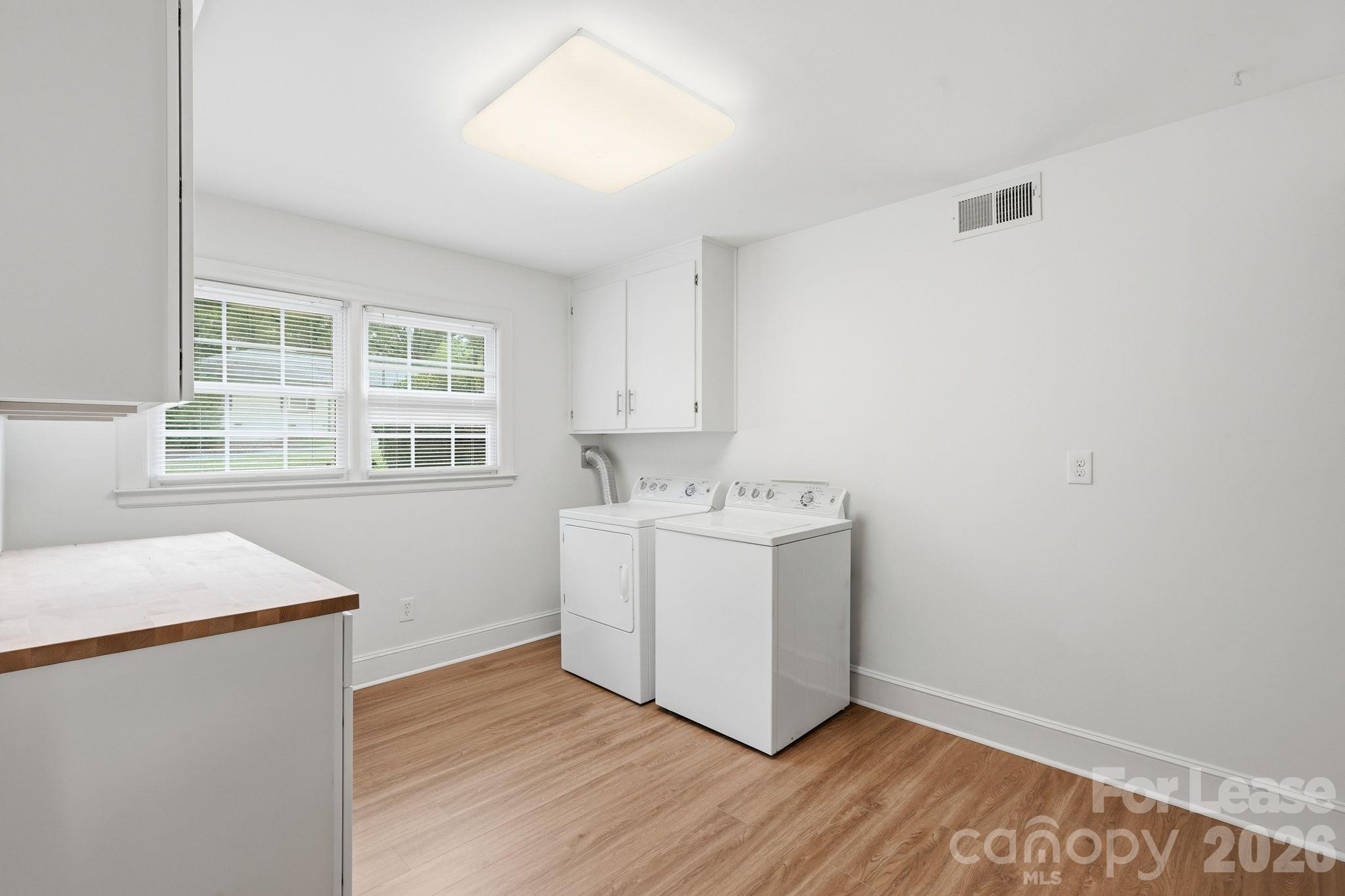 926 Shady Bluff Drive Property Photo 27