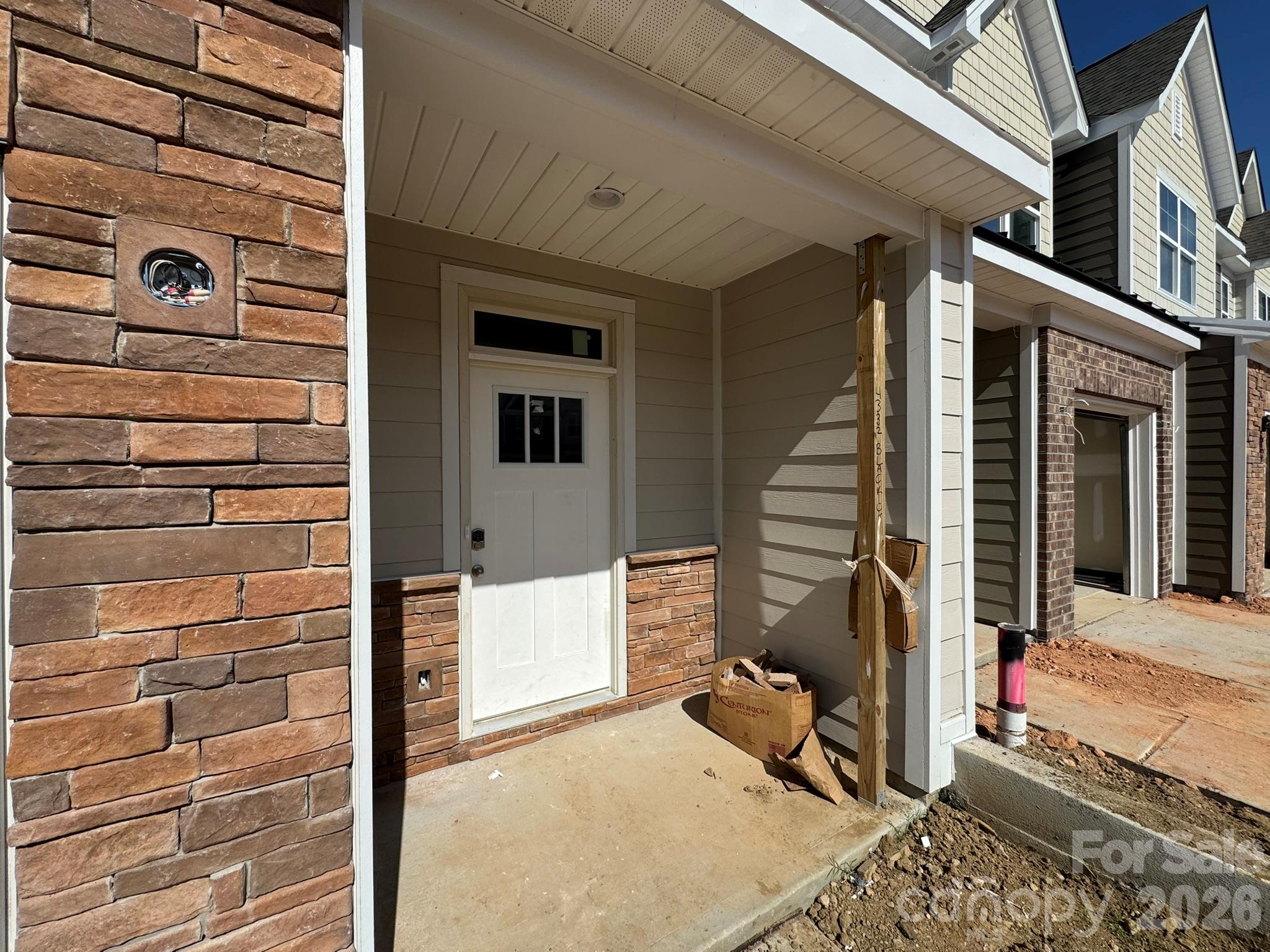 4332 Black Court Property Photo 2
