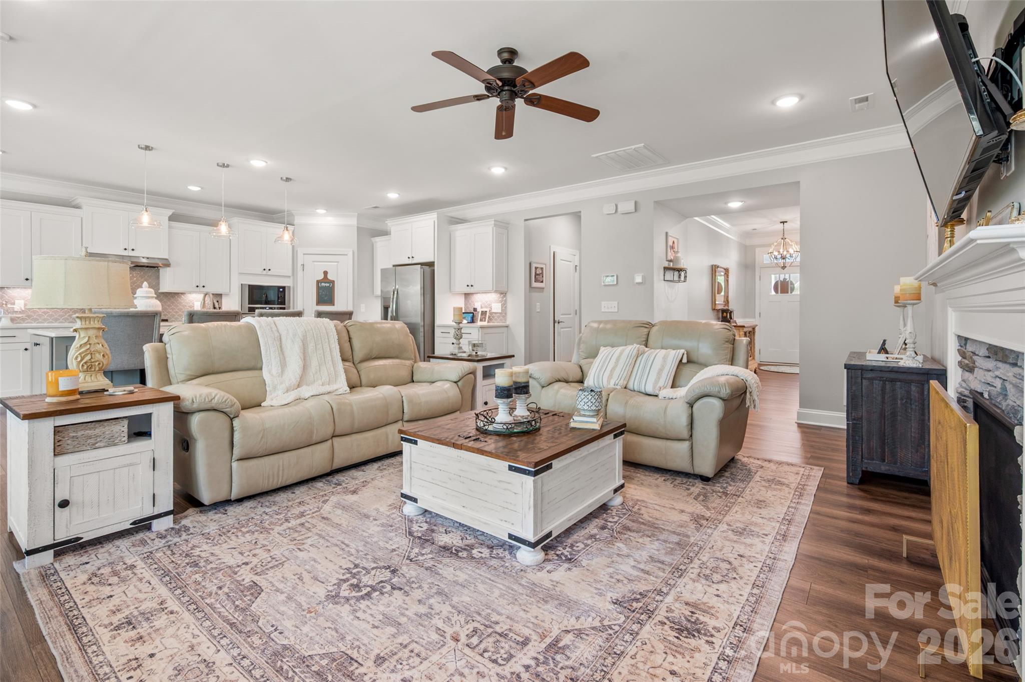 2105 Manor Stone Drive Property Photo 12