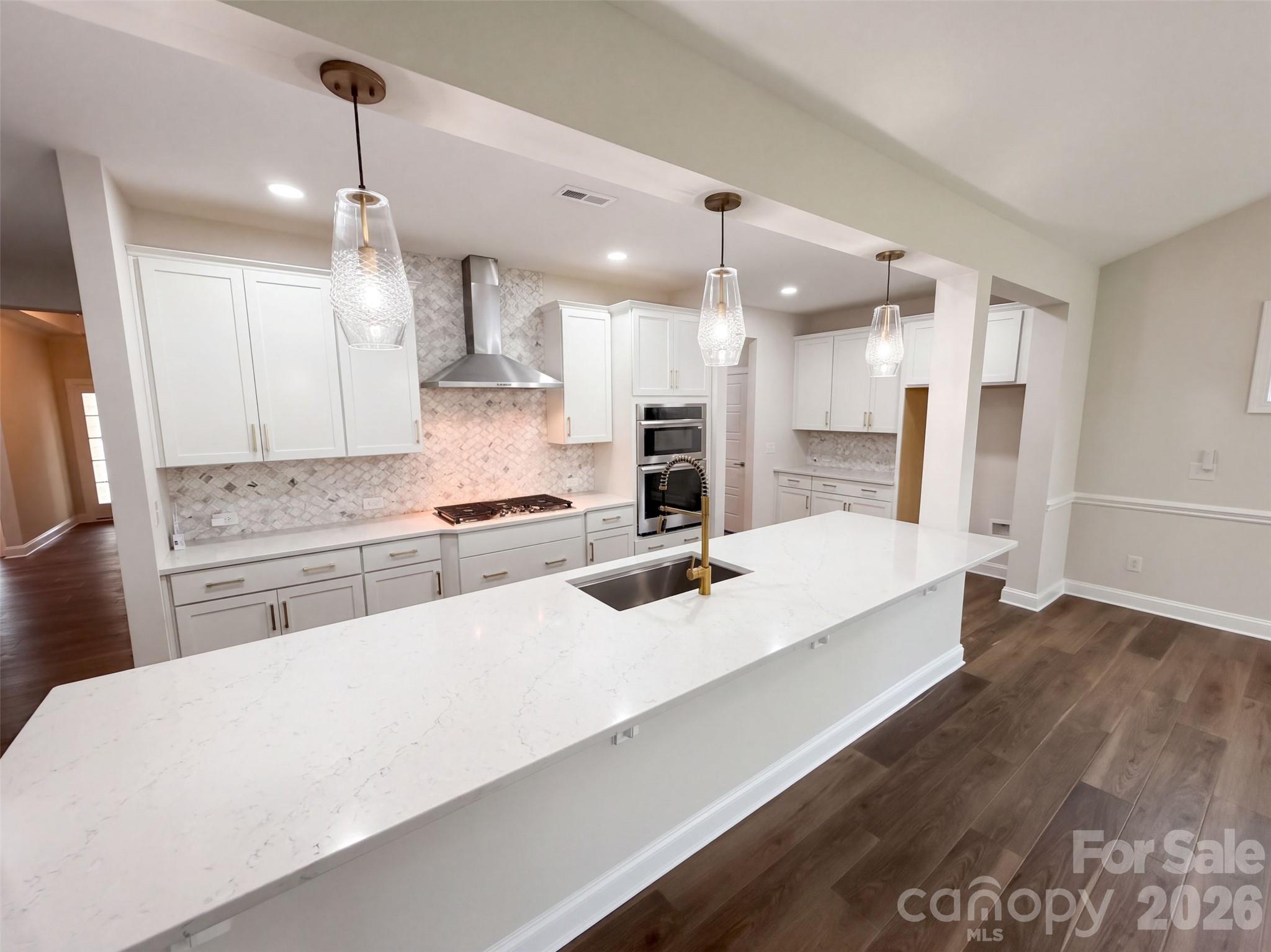 6109 Balham Court Property Photo 2