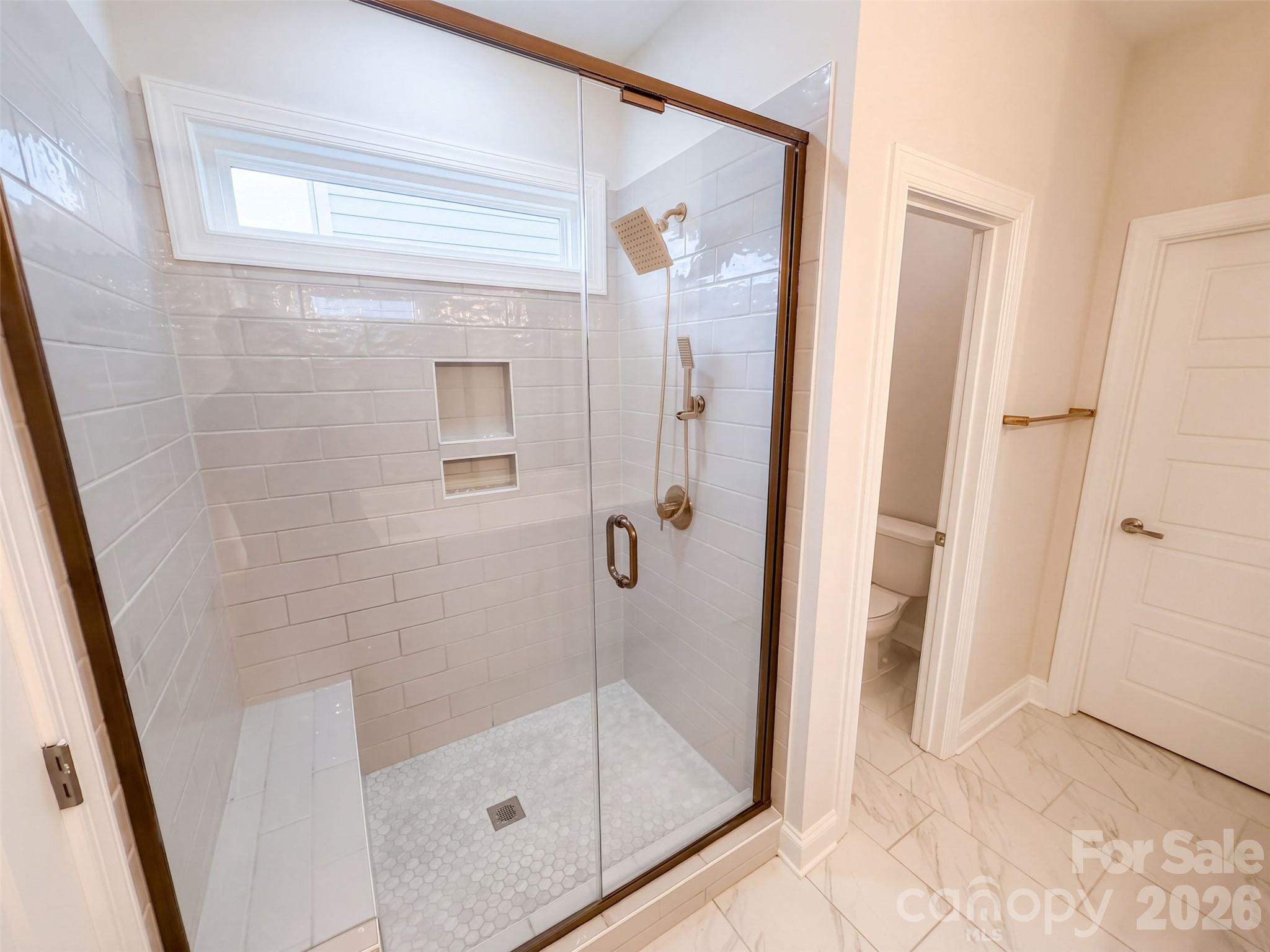6109 Balham Court Property Photo 20