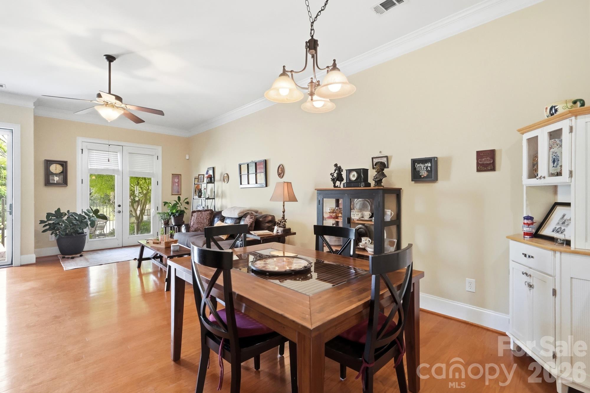 427 Dumbarton Street 4 Property Photo 6