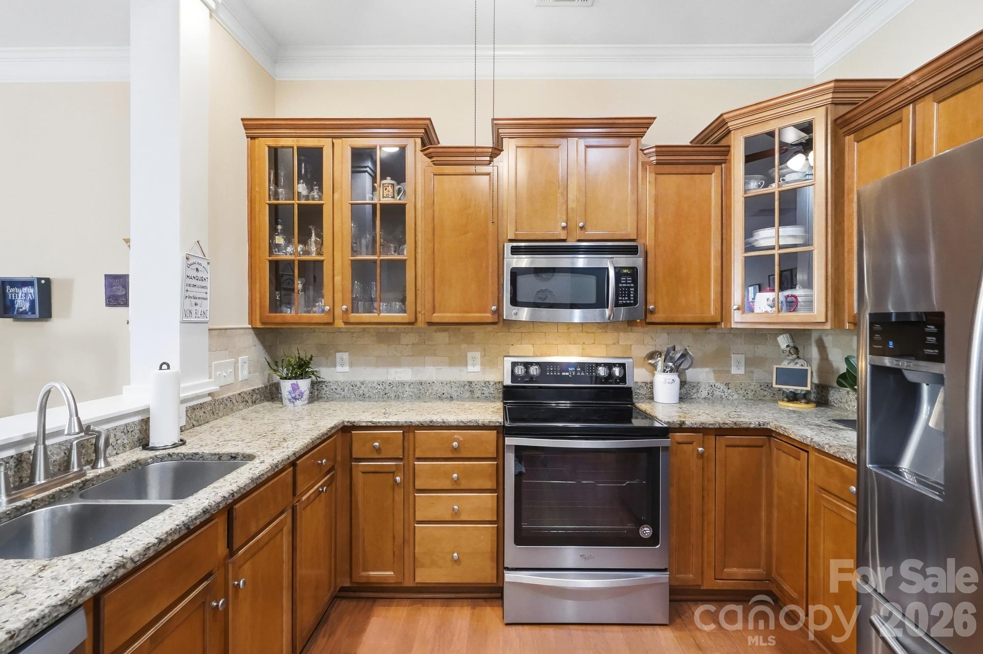 427 Dumbarton Street 4 Property Photo 8