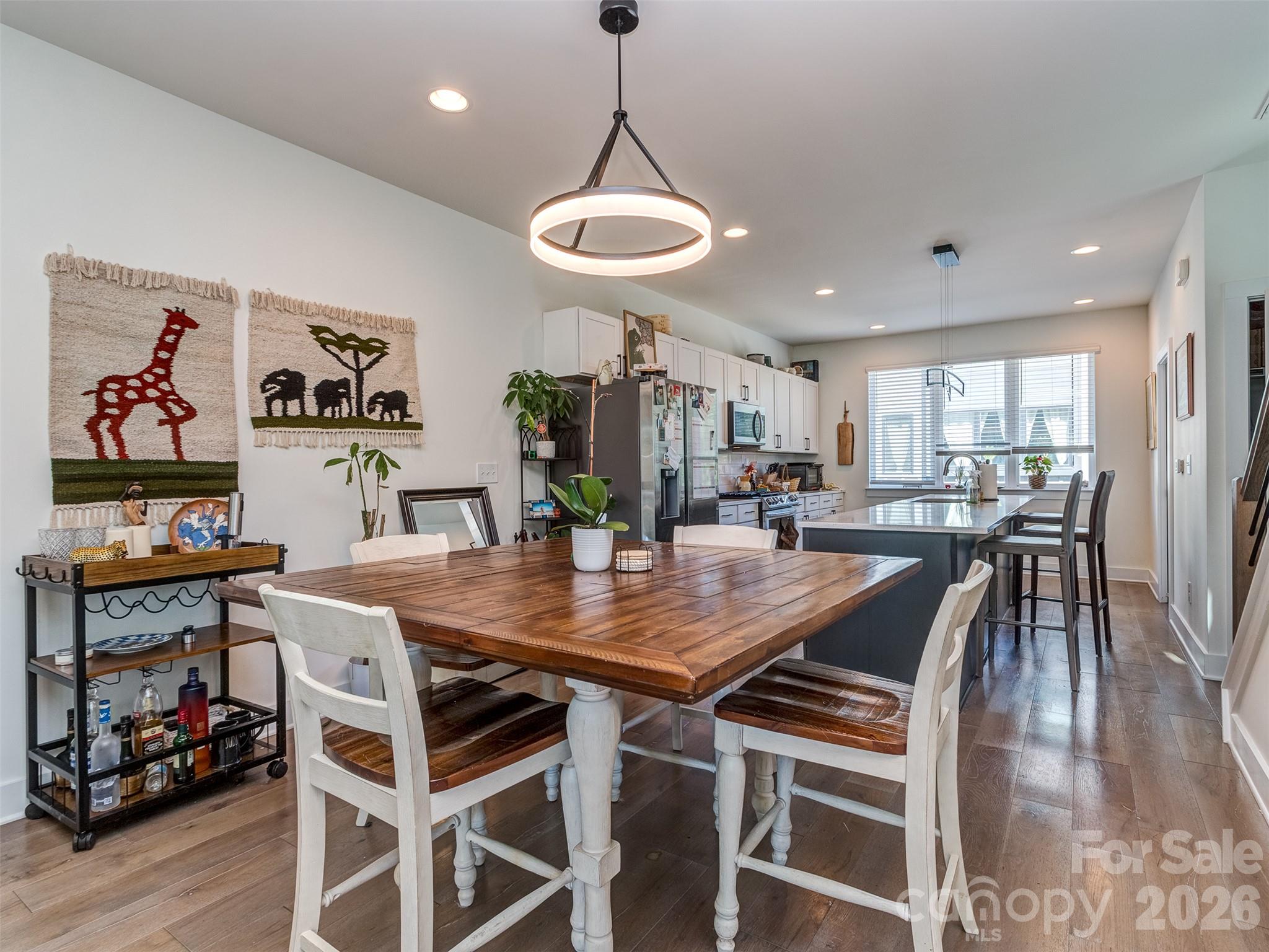 1919 W Trade Street Property Photo 6