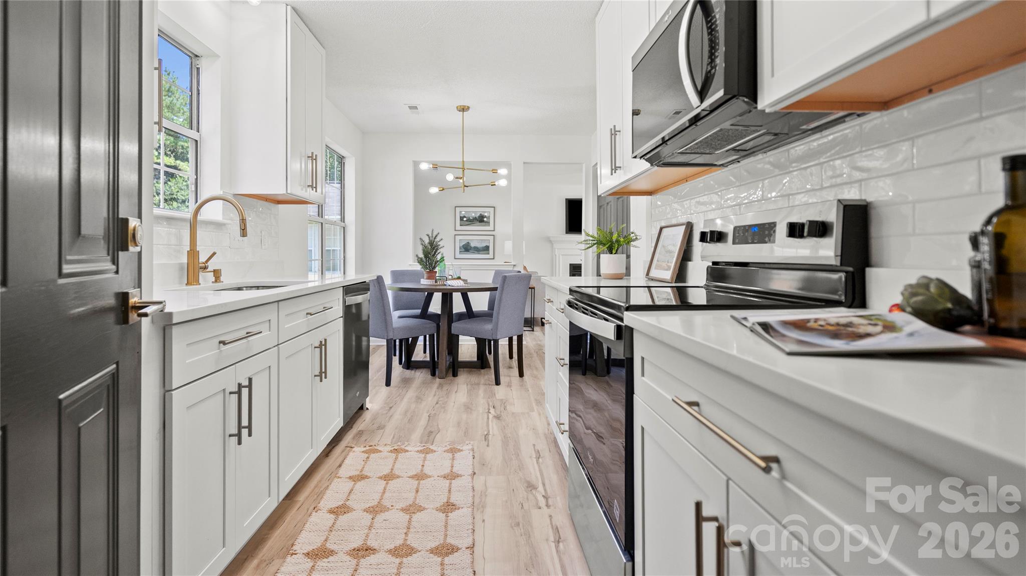 13918 Wild Heather Court Property Photo 15