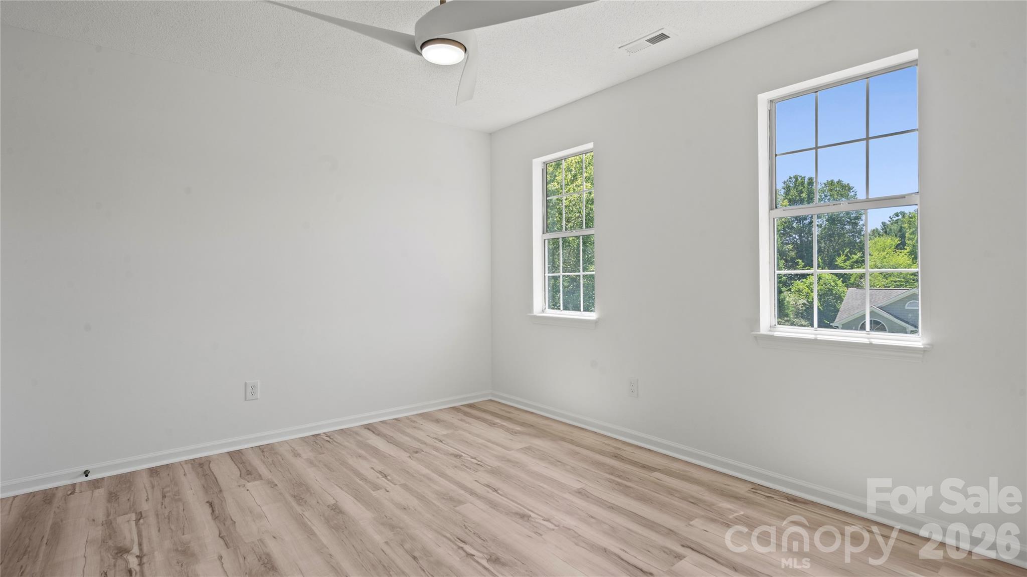 13918 Wild Heather Court Property Photo 24
