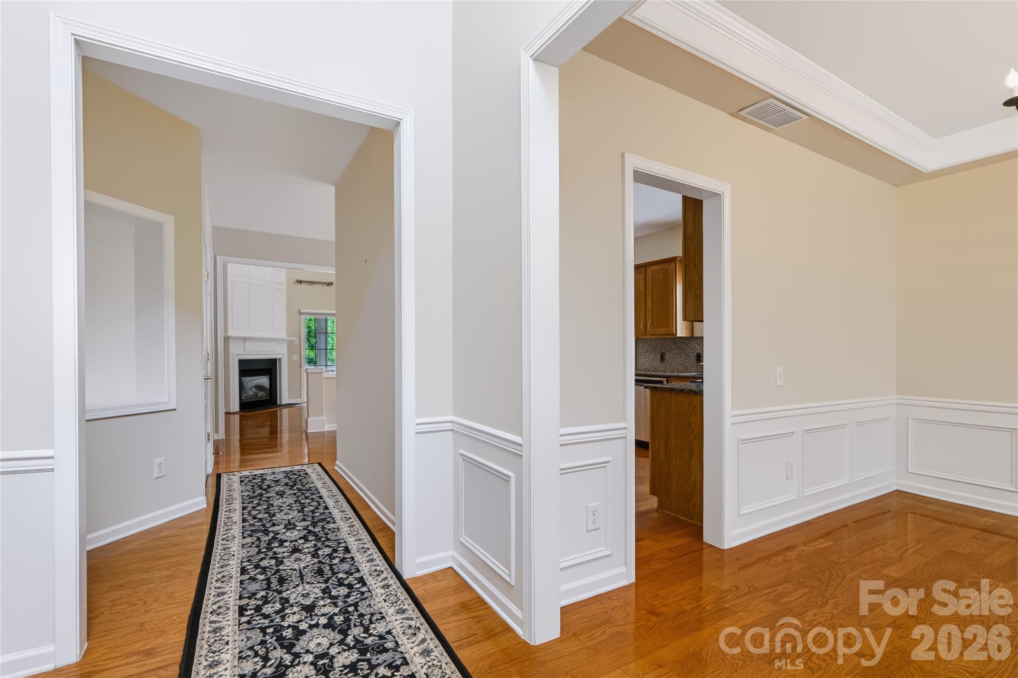 9150 Beaver Brook Way Property Photo 4