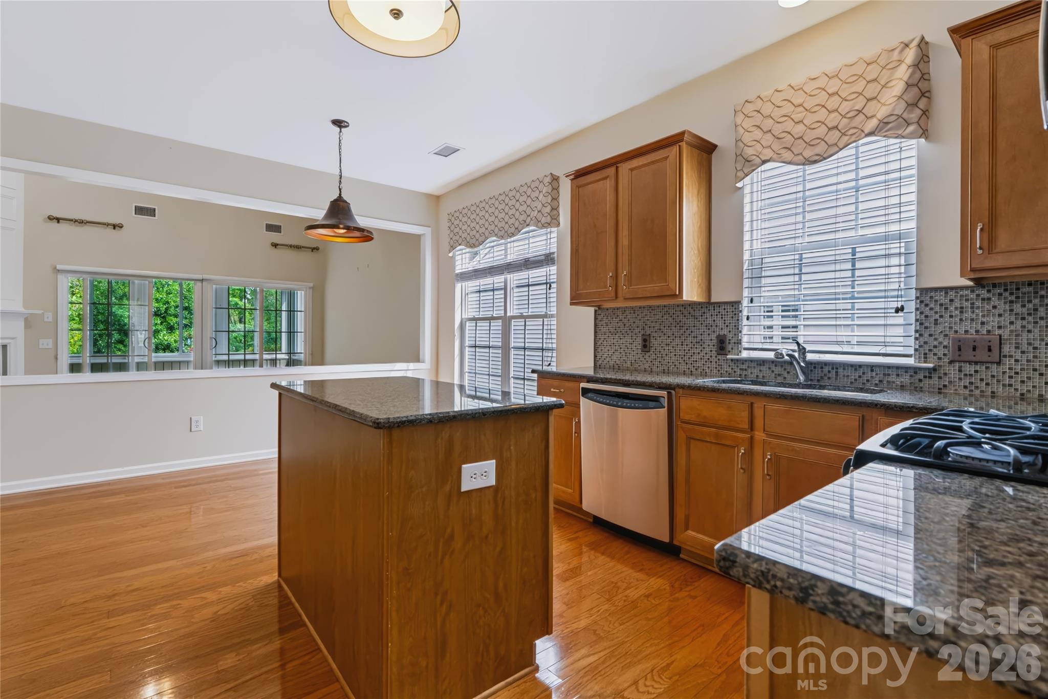 9150 Beaver Brook Way Property Photo 6