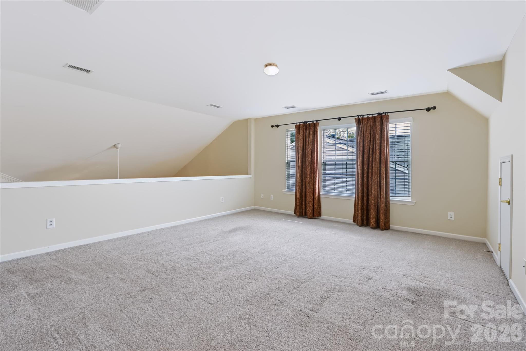 9150 Beaver Brook Way Property Photo 26
