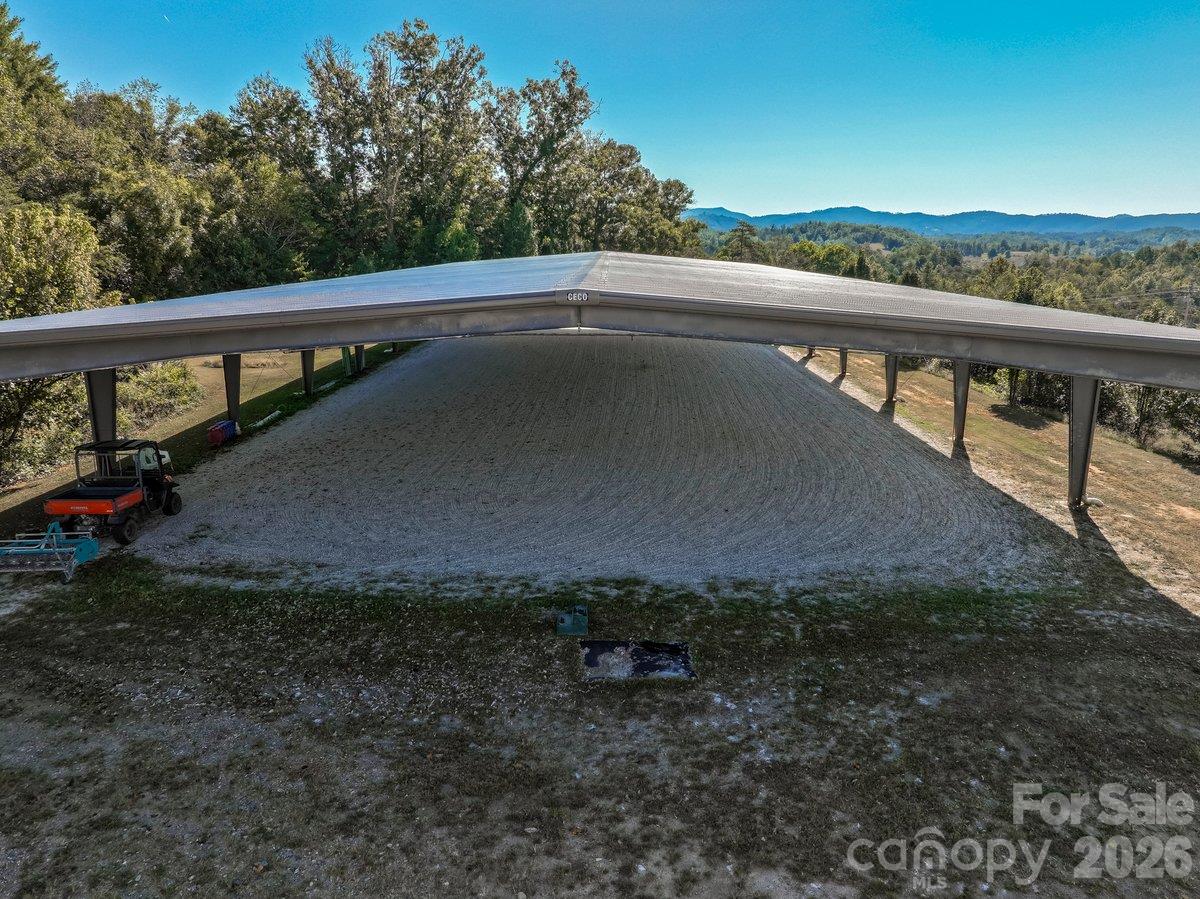 217 Flint Hill Road Property Photo 8