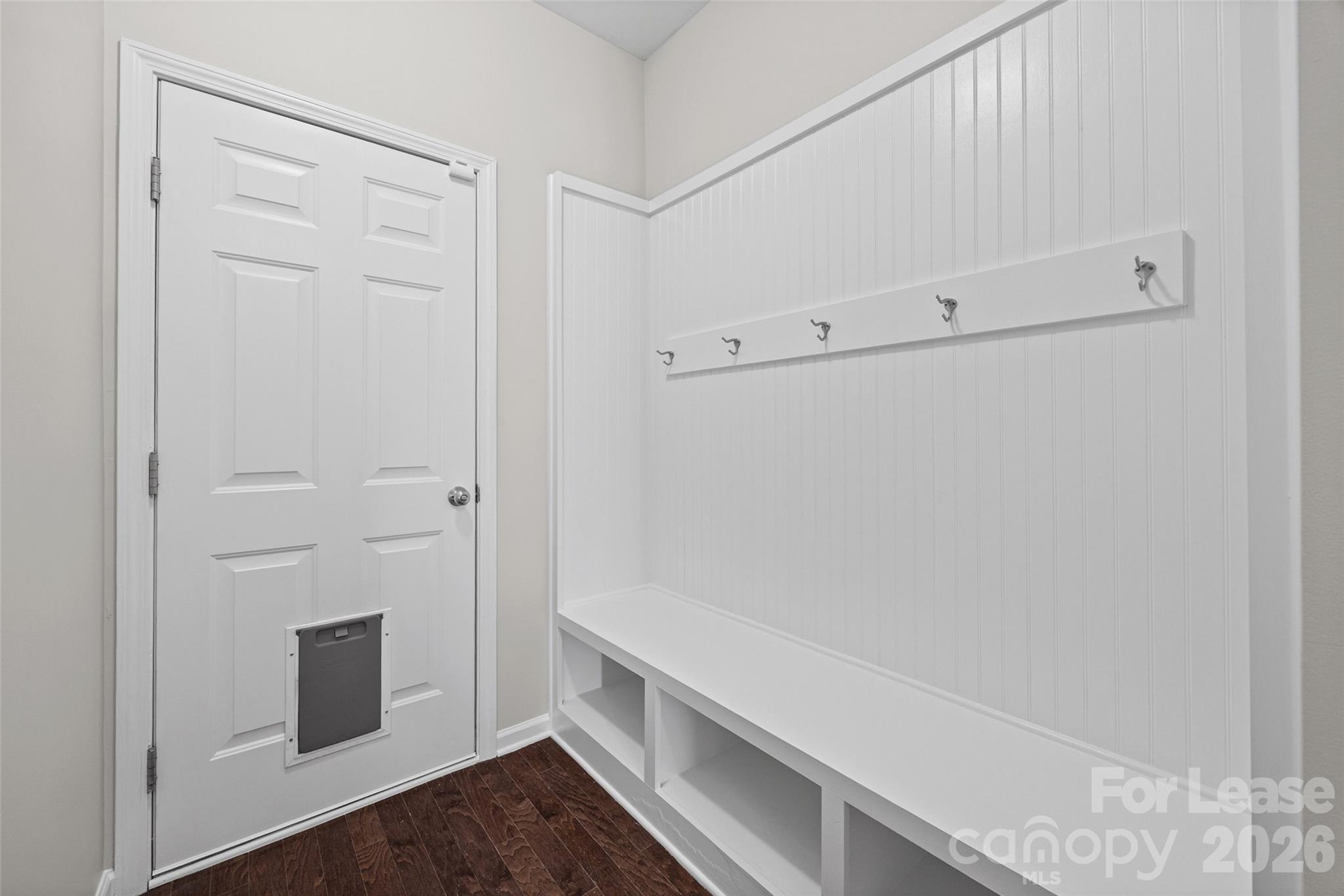 2437 Grinstead Court Property Photo 10