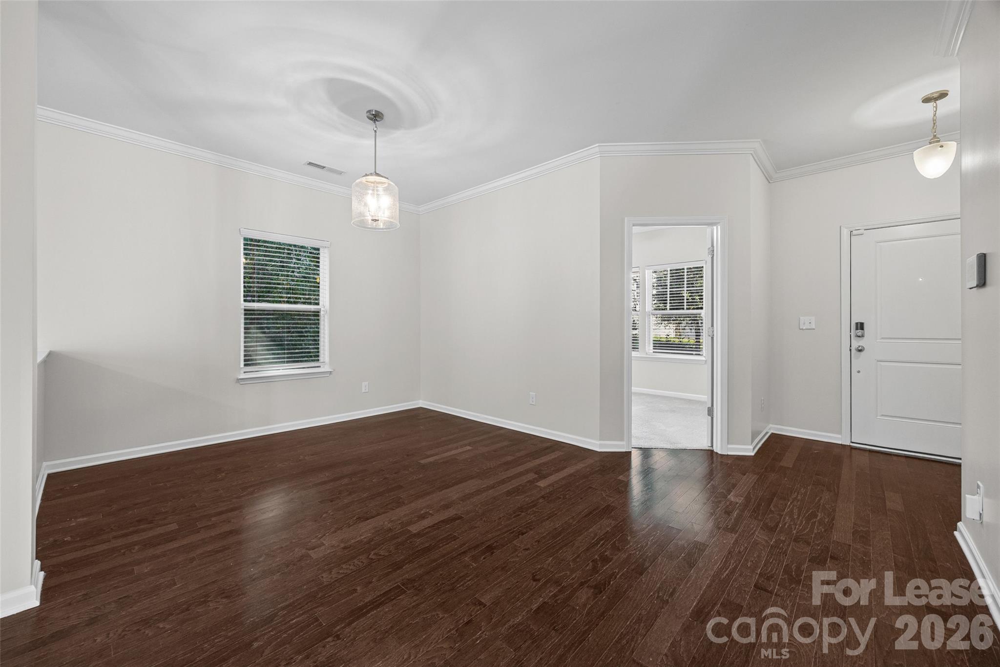 2437 Grinstead Court Property Photo 12