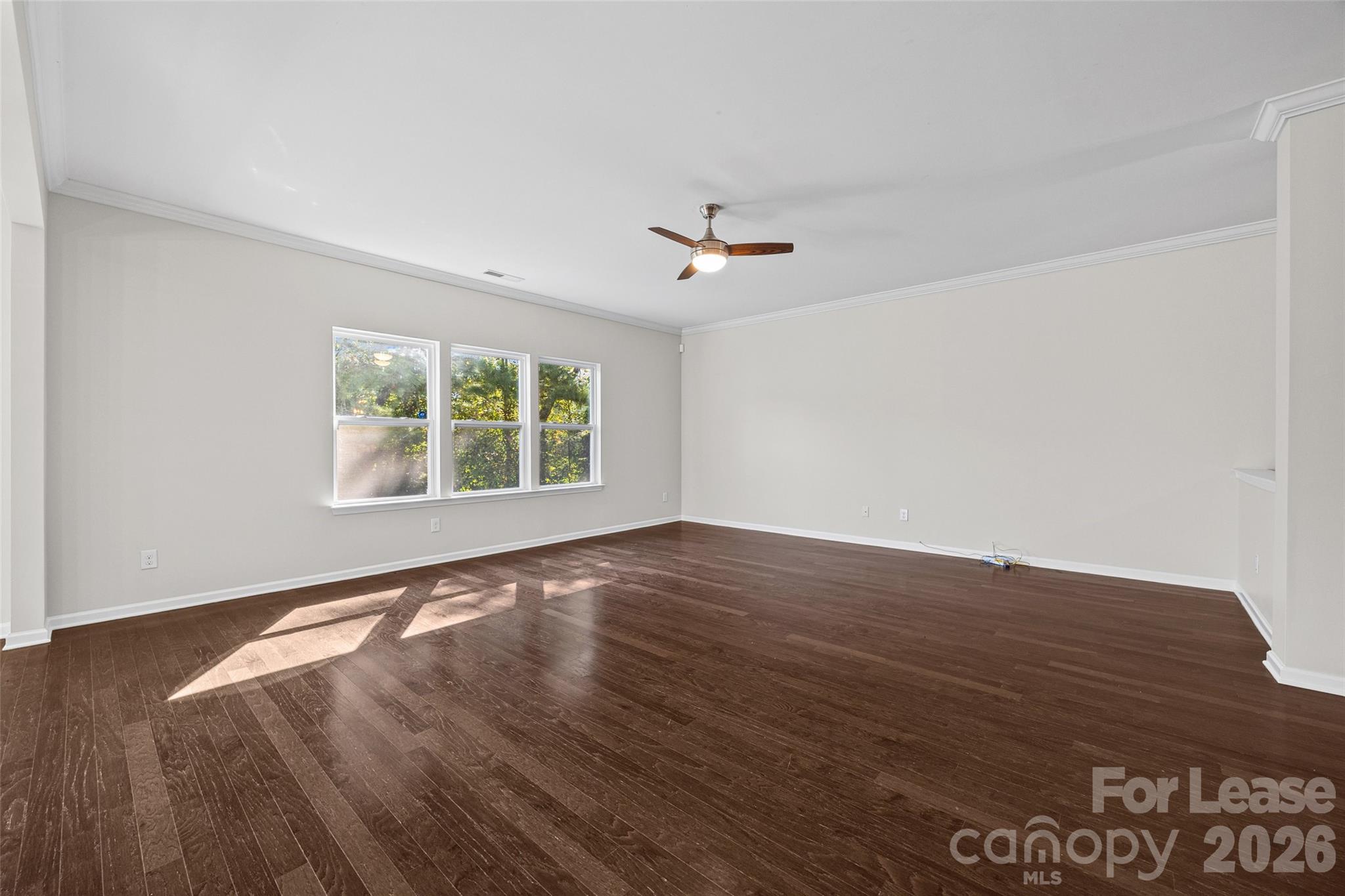 2437 Grinstead Court Property Photo 17