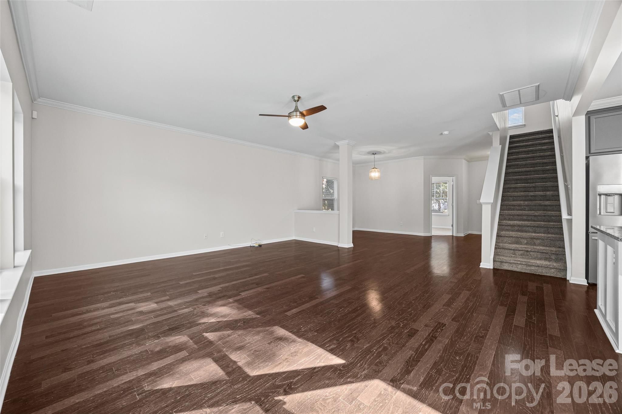2437 Grinstead Court Property Photo 20