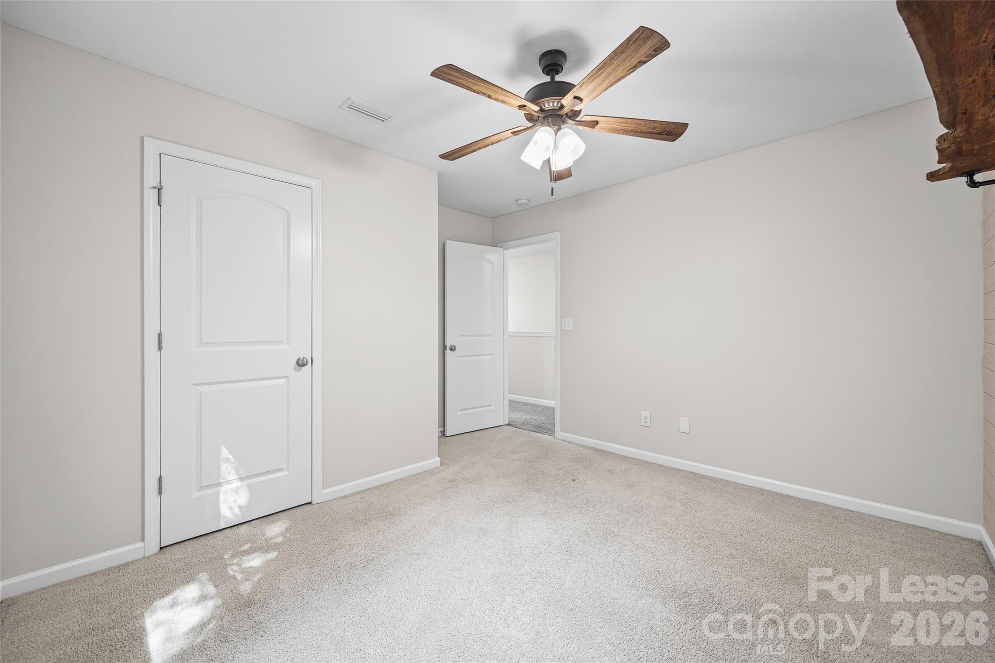 2437 Grinstead Court Property Photo 32