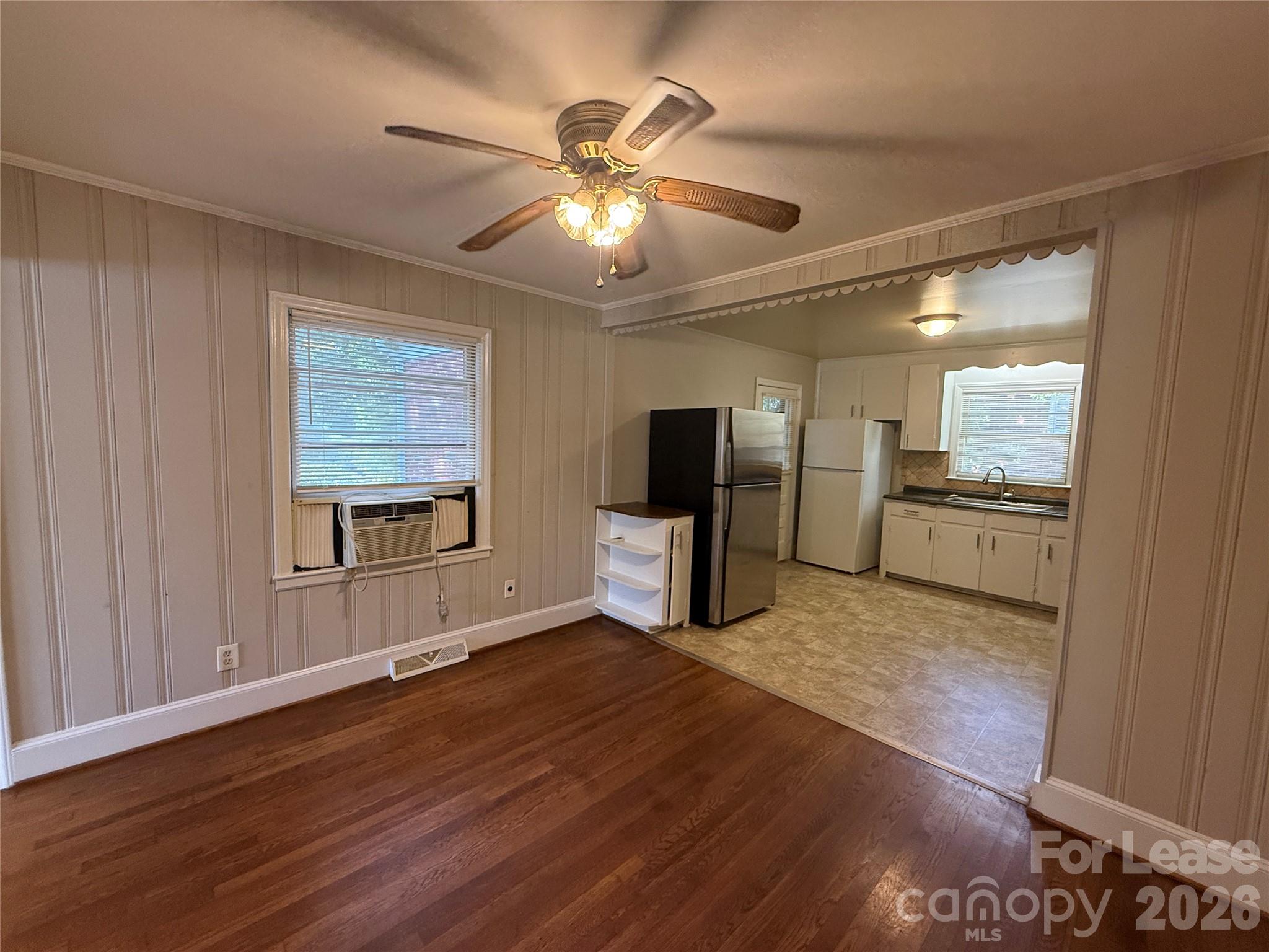 4709 Morgan Street Property Photo 4