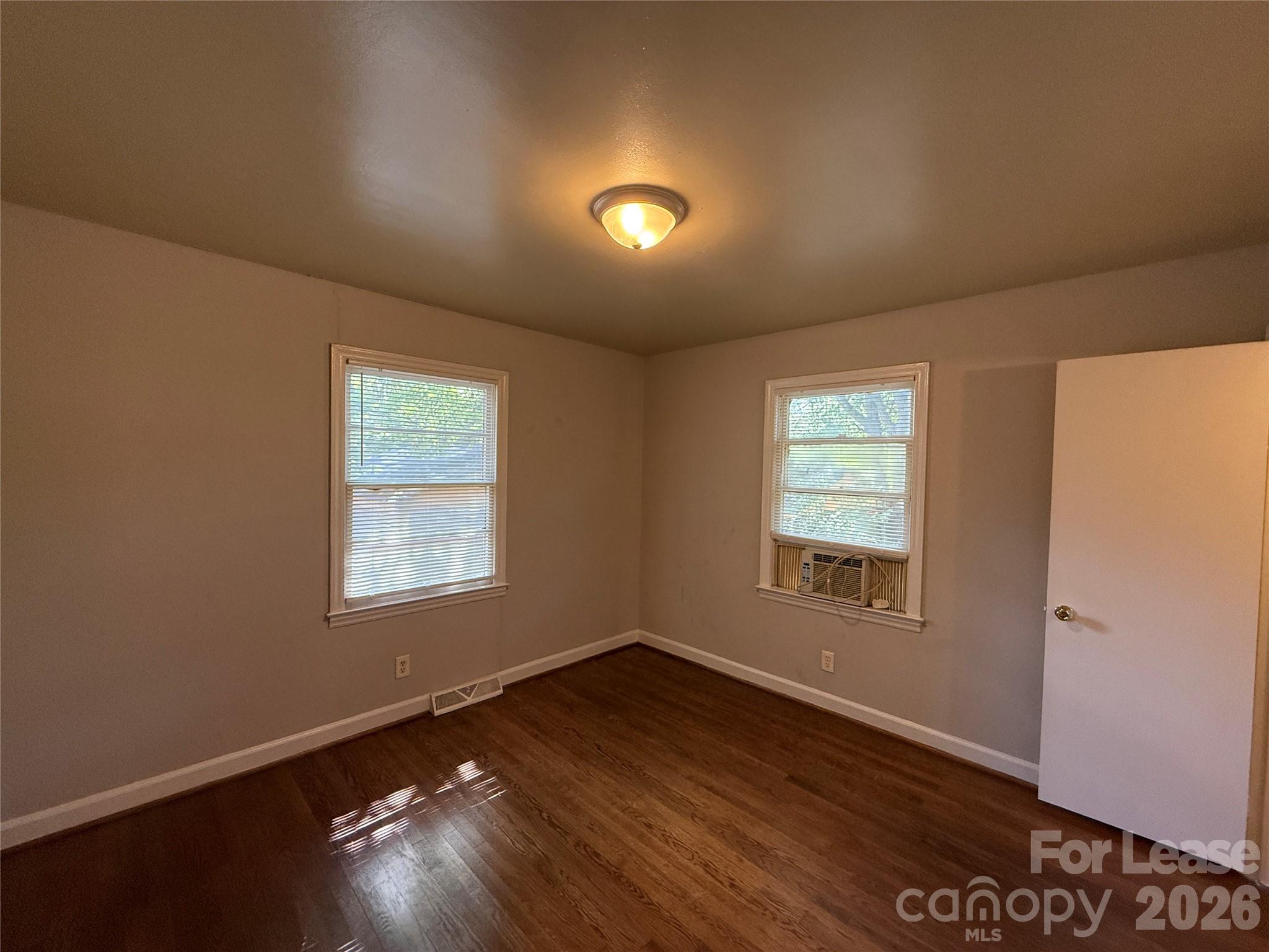 4709 Morgan Street Property Photo 7