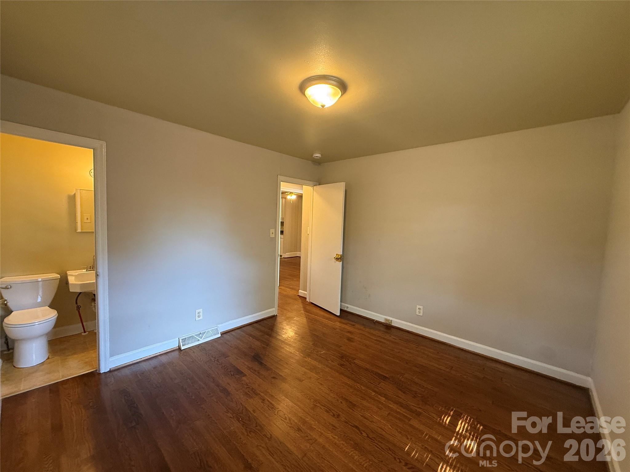 4709 Morgan Street Property Photo 8