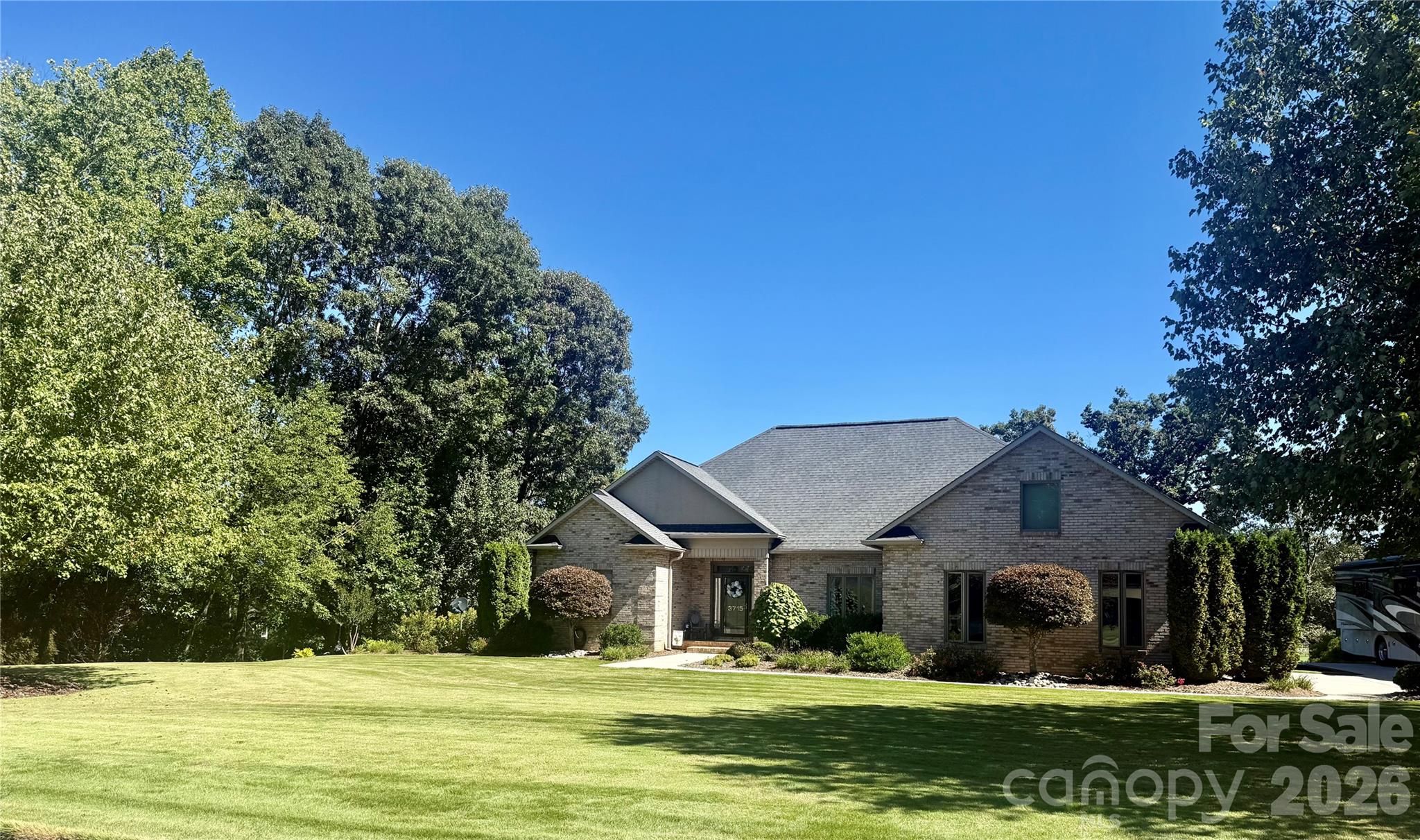 3715 Foxboro Lane 129/ Property Photo 1