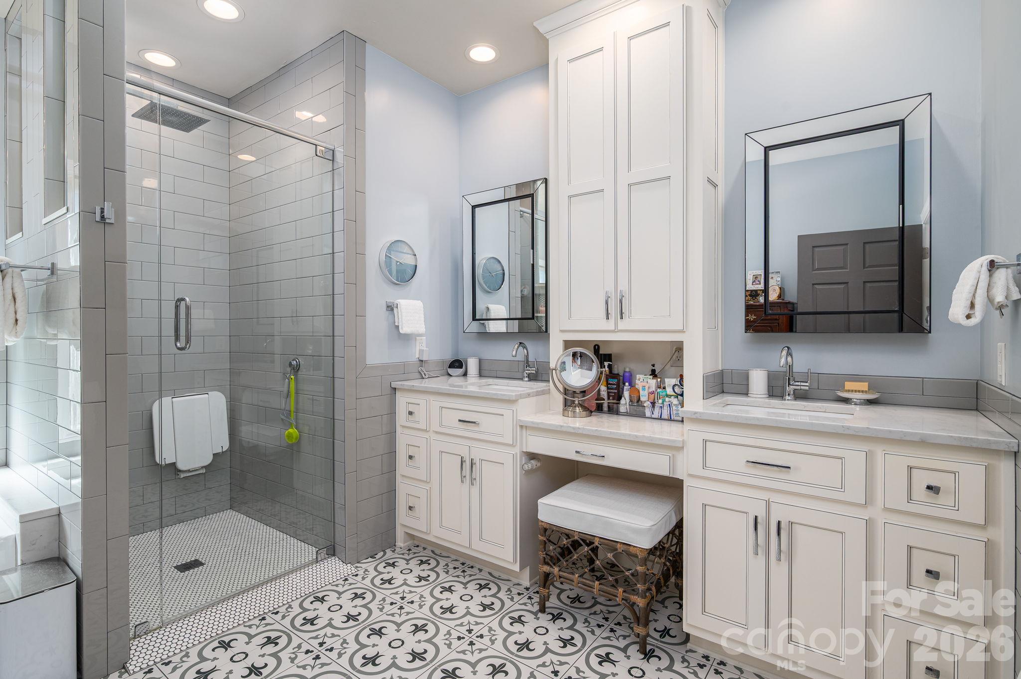 3715 Foxboro Lane 129/ Property Photo 19
