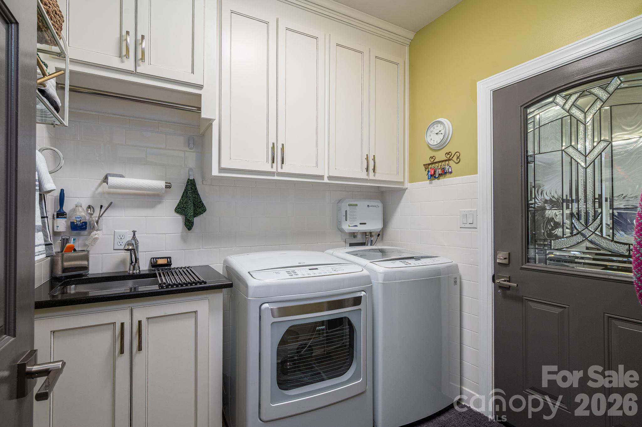 3715 Foxboro Lane 129/ Property Photo 27