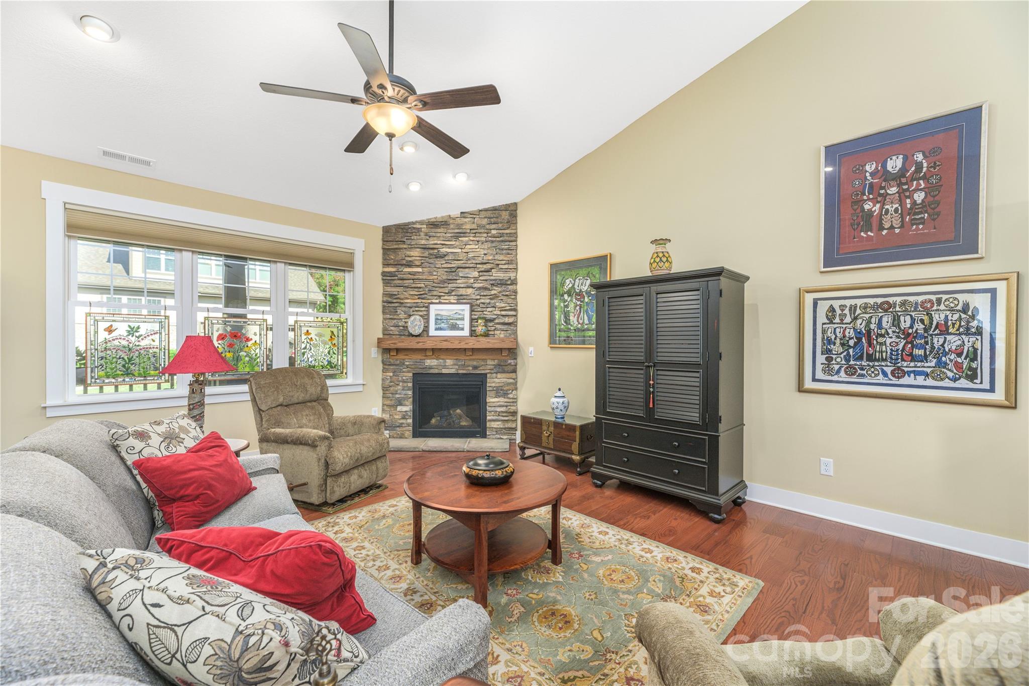 3 Bungalow Way Property Photo 9