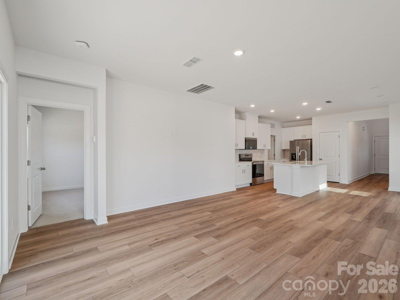 2642 Celestial Drive Property Photo 4