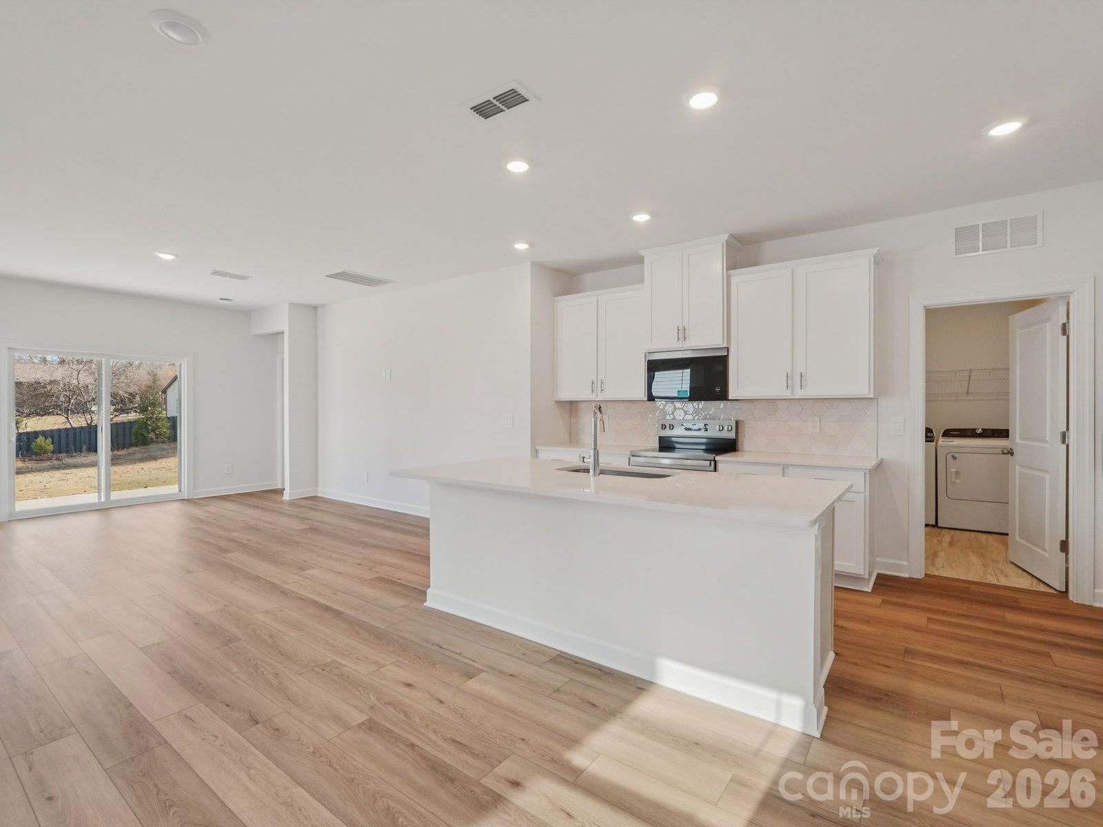 2642 Celestial Drive Property Photo 5