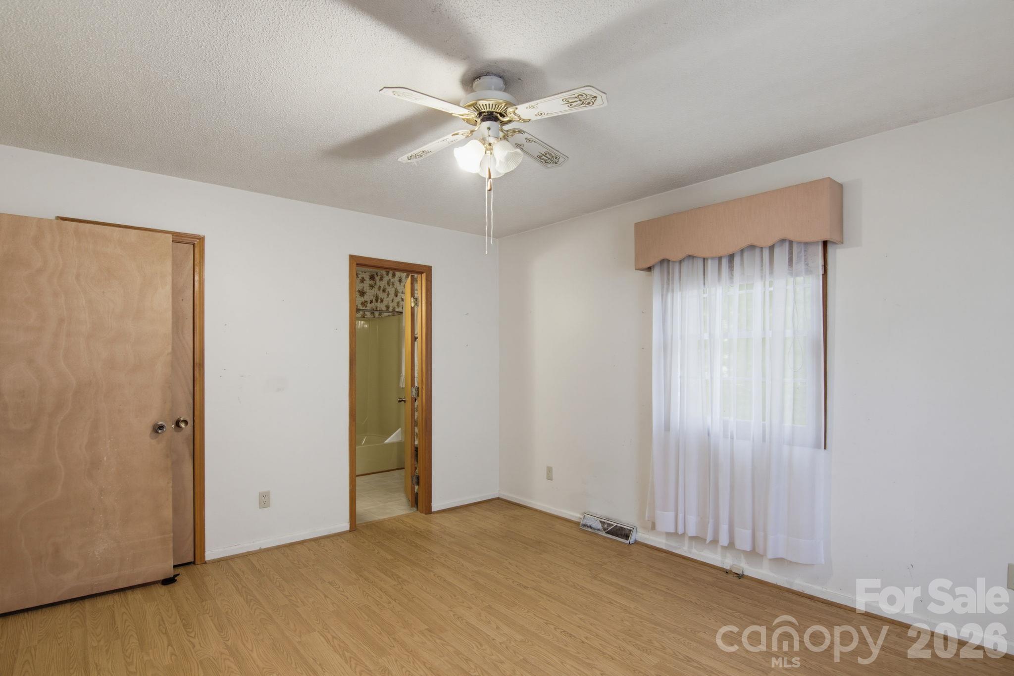 220 Bradford Drive Property Photo 17