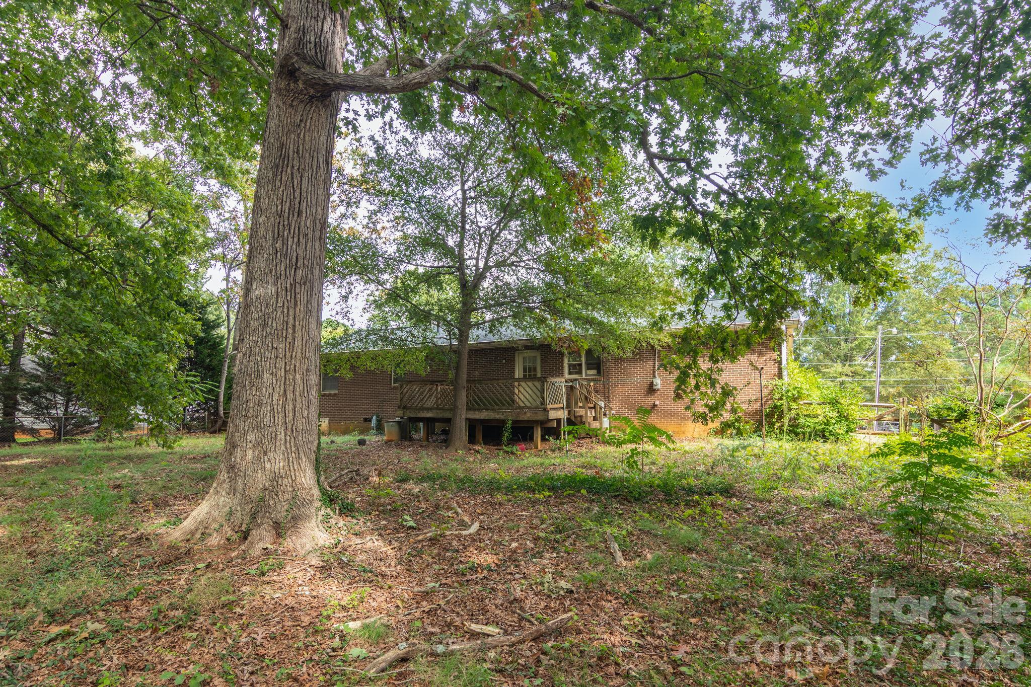 220 Bradford Drive Property Photo 29