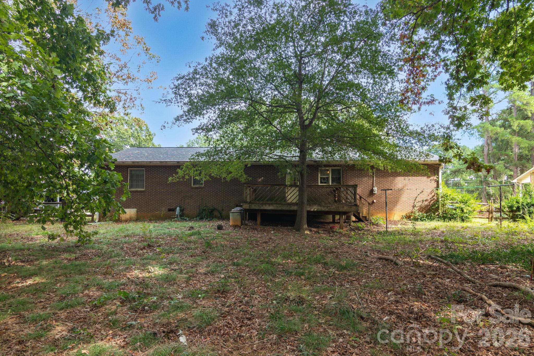 220 Bradford Drive Property Photo 30