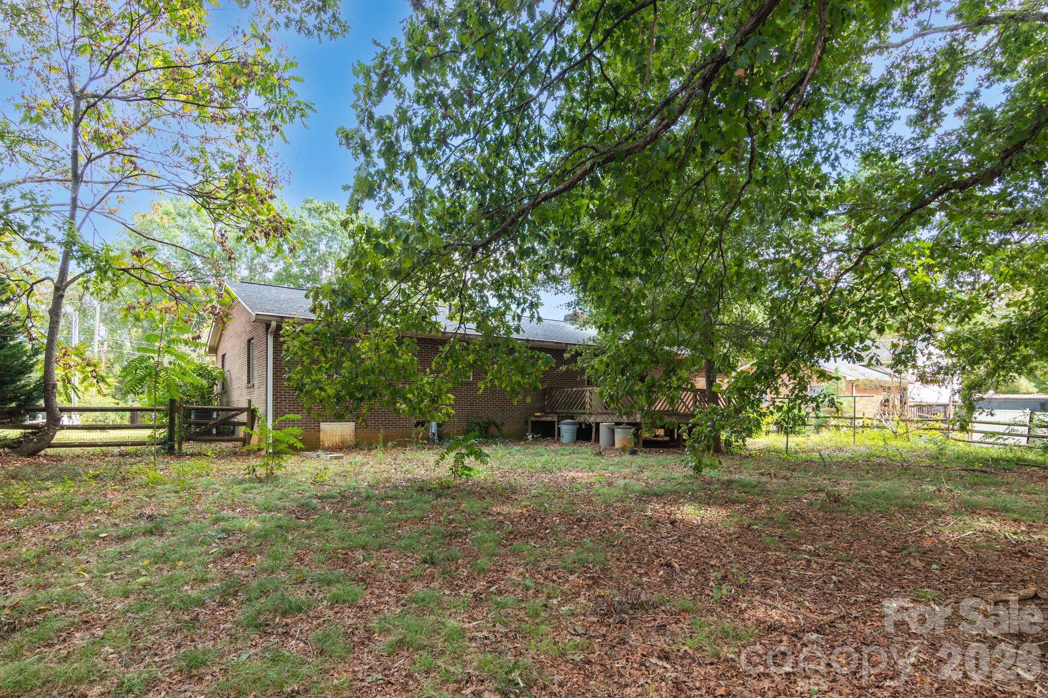 220 Bradford Drive Property Photo 31