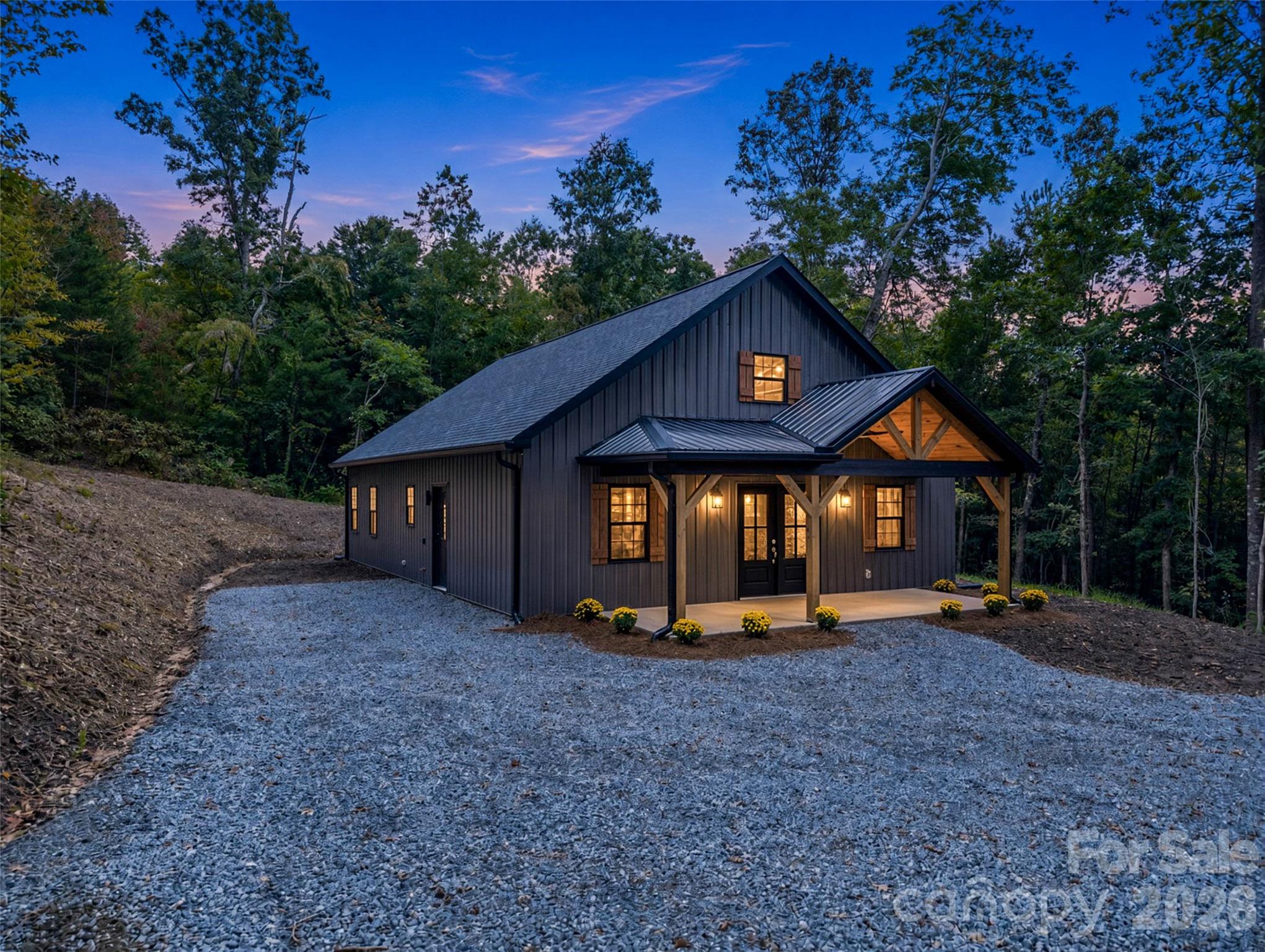 2718 Cove Road Property Photo 2