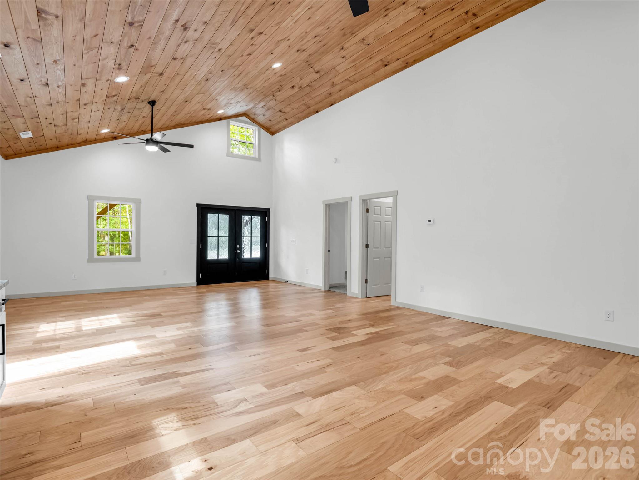 2718 Cove Road Property Photo 17
