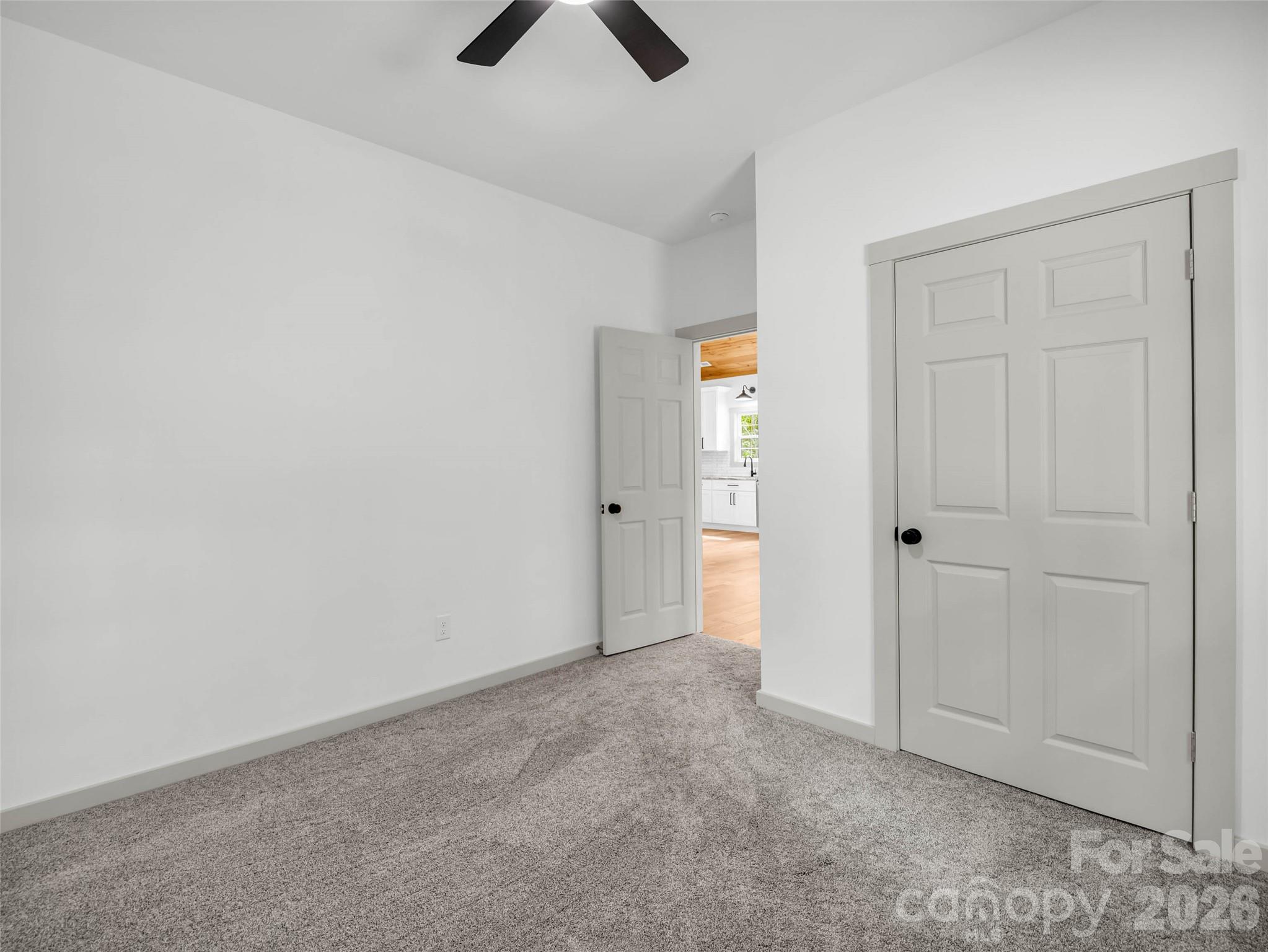 2718 Cove Road Property Photo 27