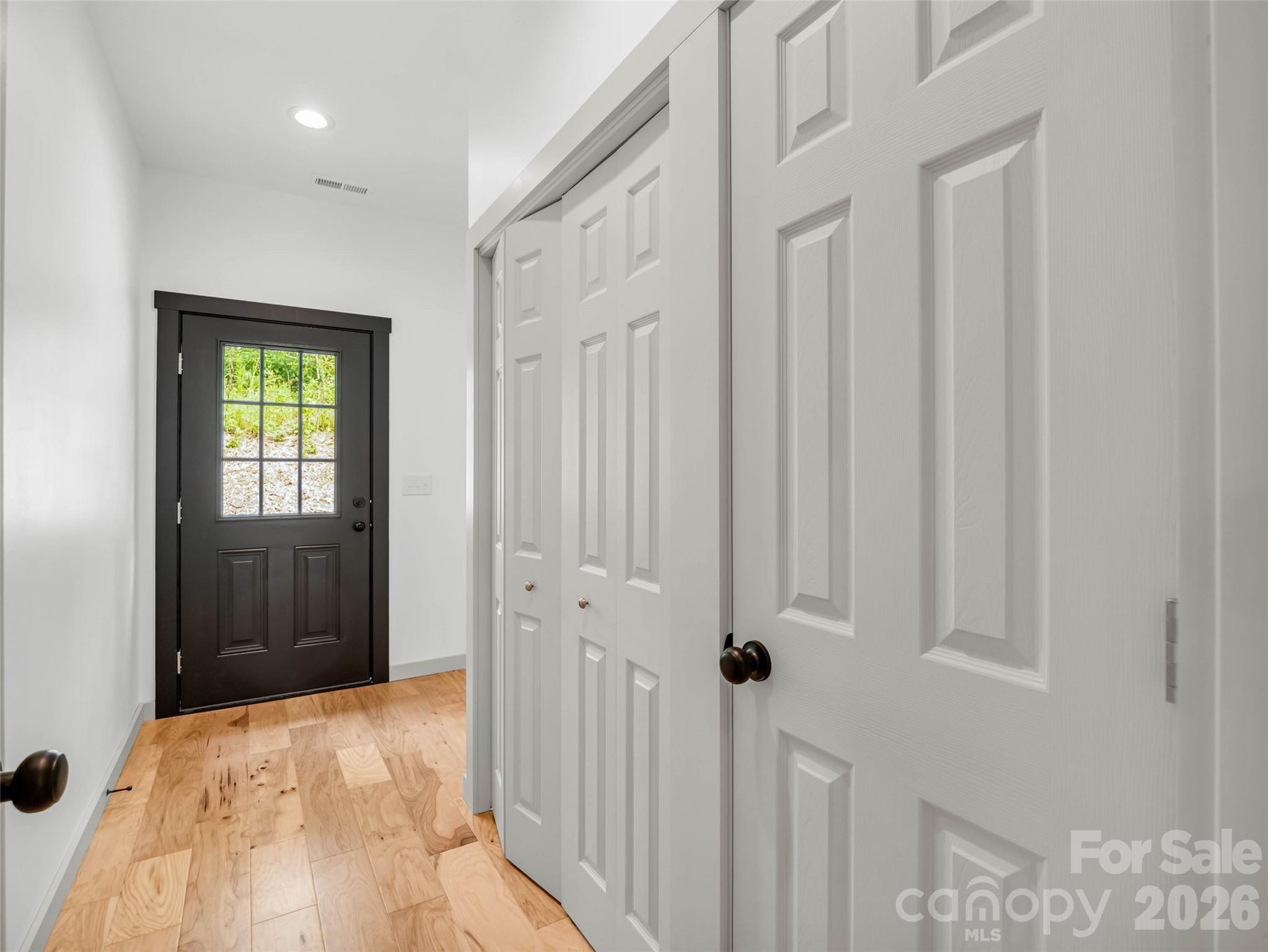 2718 Cove Road Property Photo 28