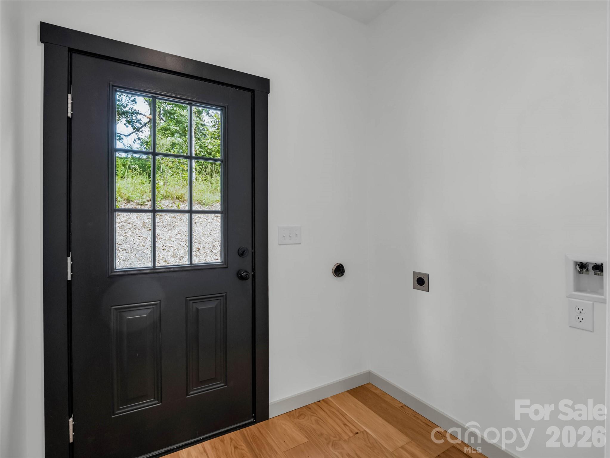 2718 Cove Road Property Photo 29