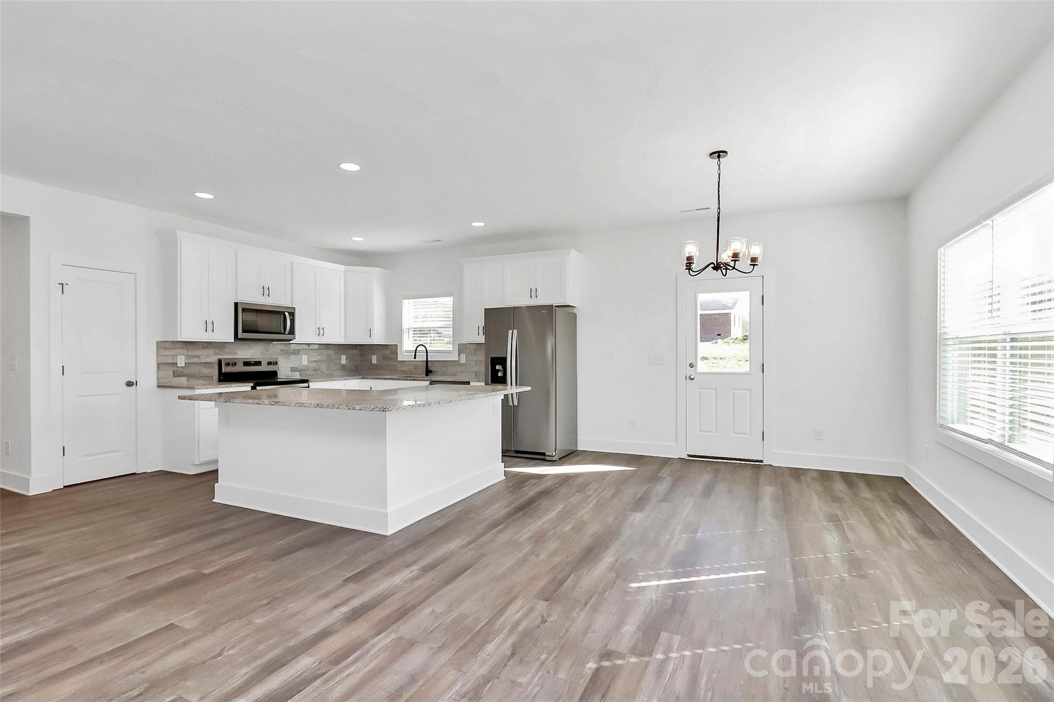 4060 Eagle Chase Drive Property Photo 14