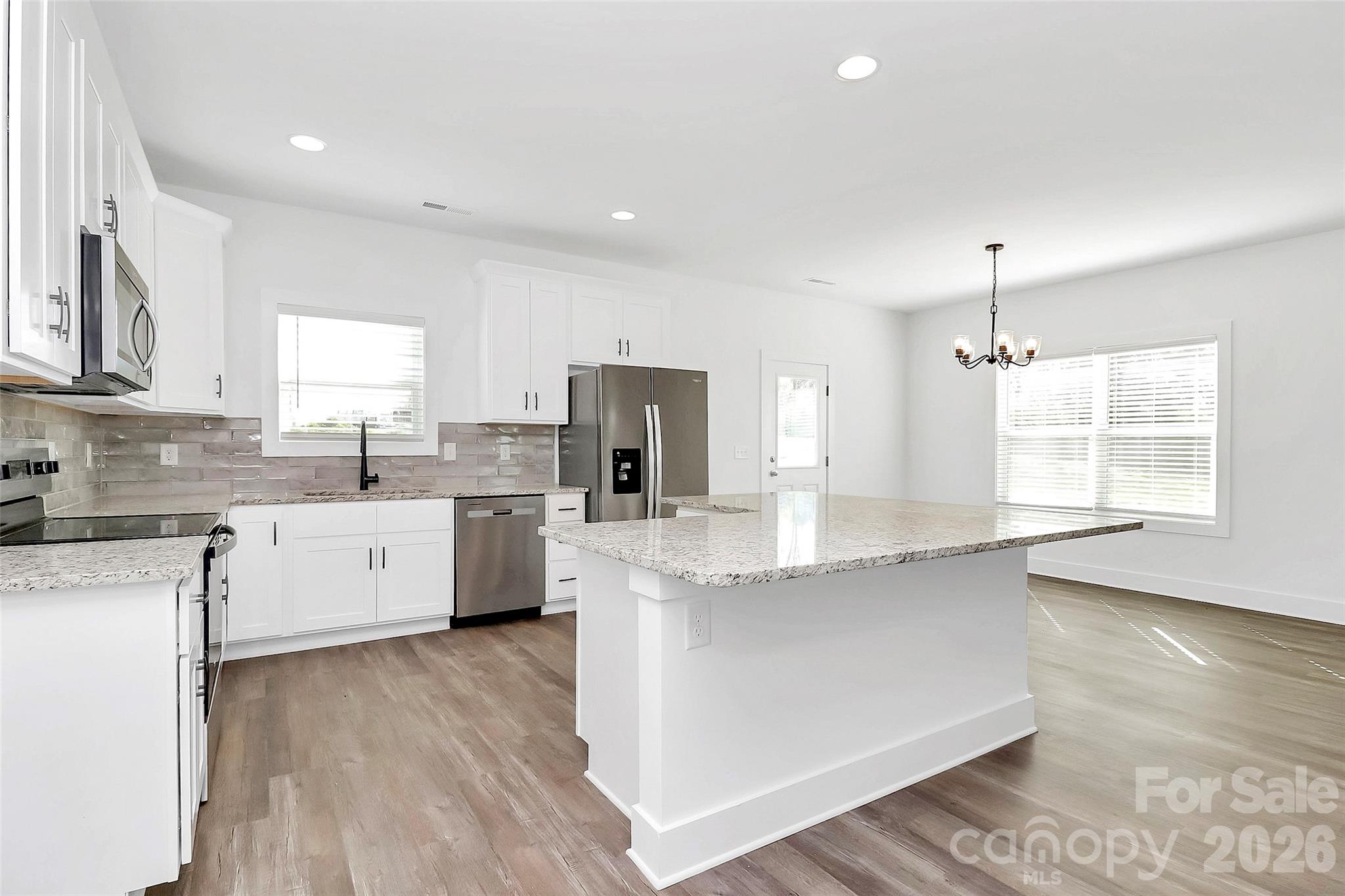 4060 Eagle Chase Drive Property Photo 17