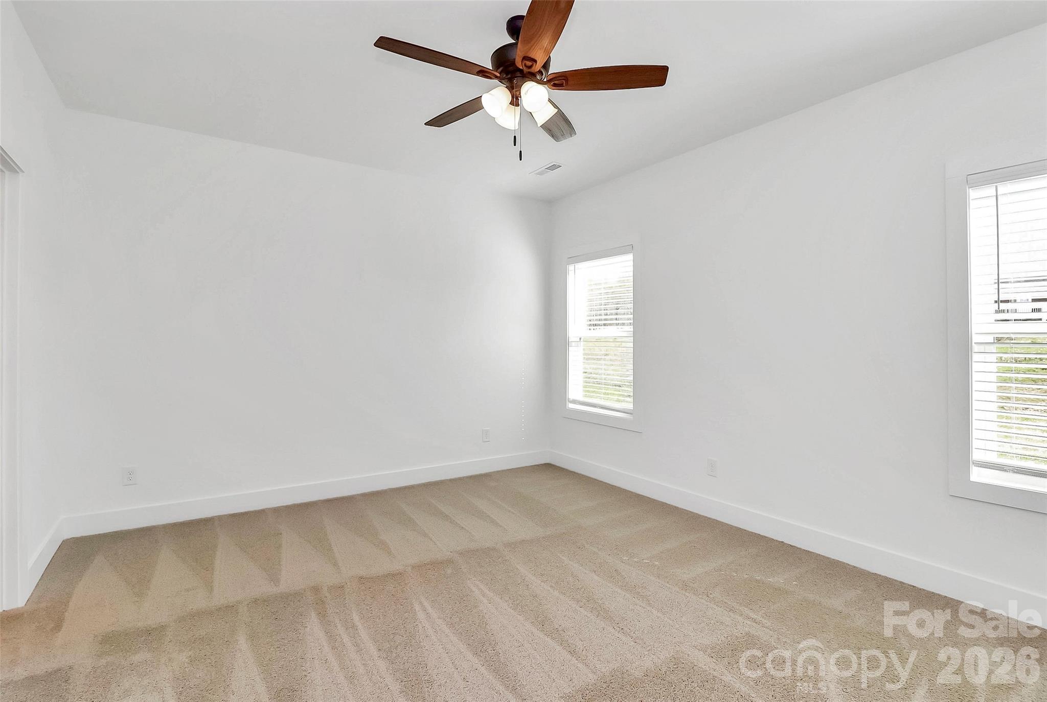 4060 Eagle Chase Drive Property Photo 24