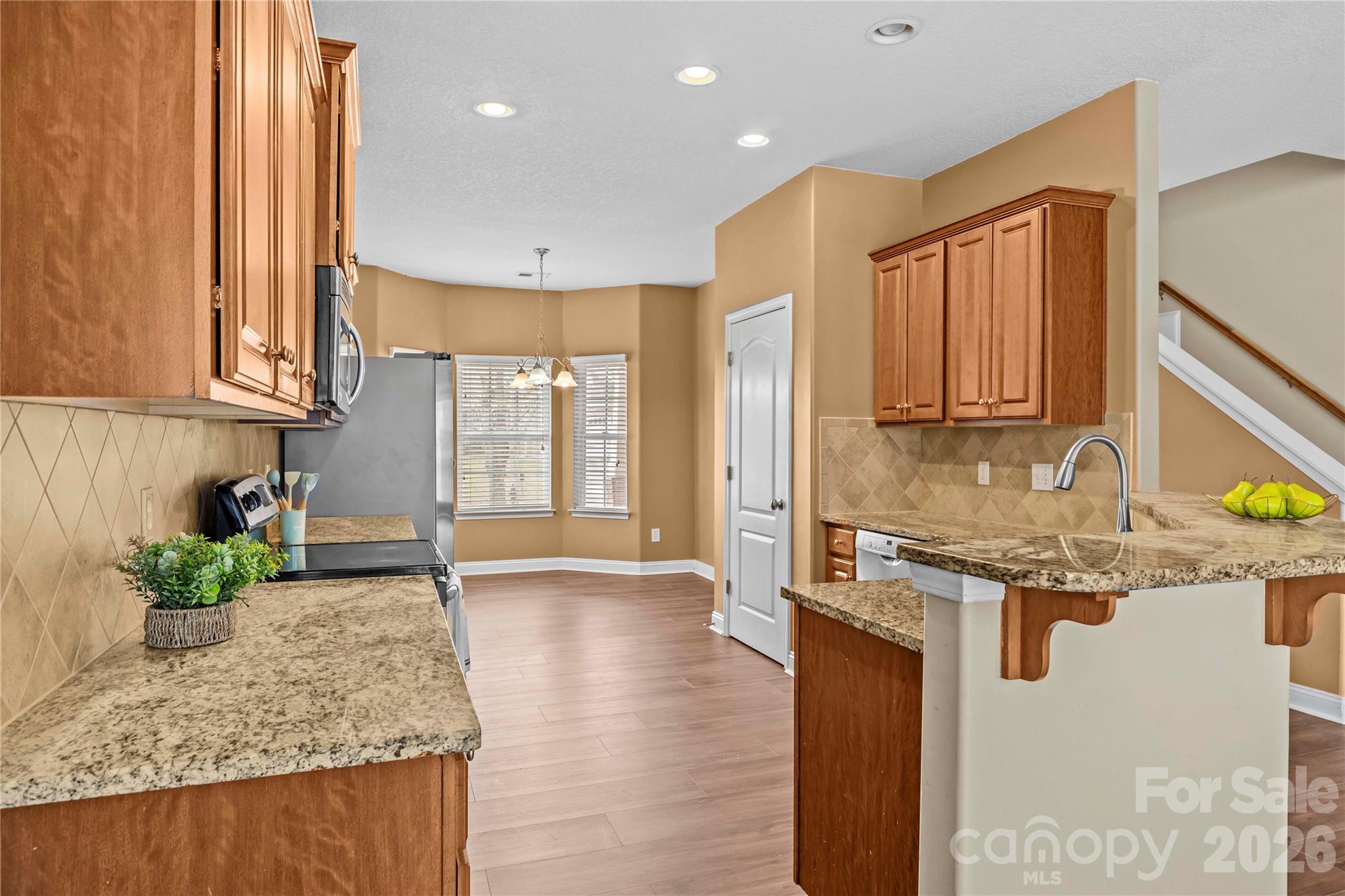 2532 Glyncastle Way Property Photo 1