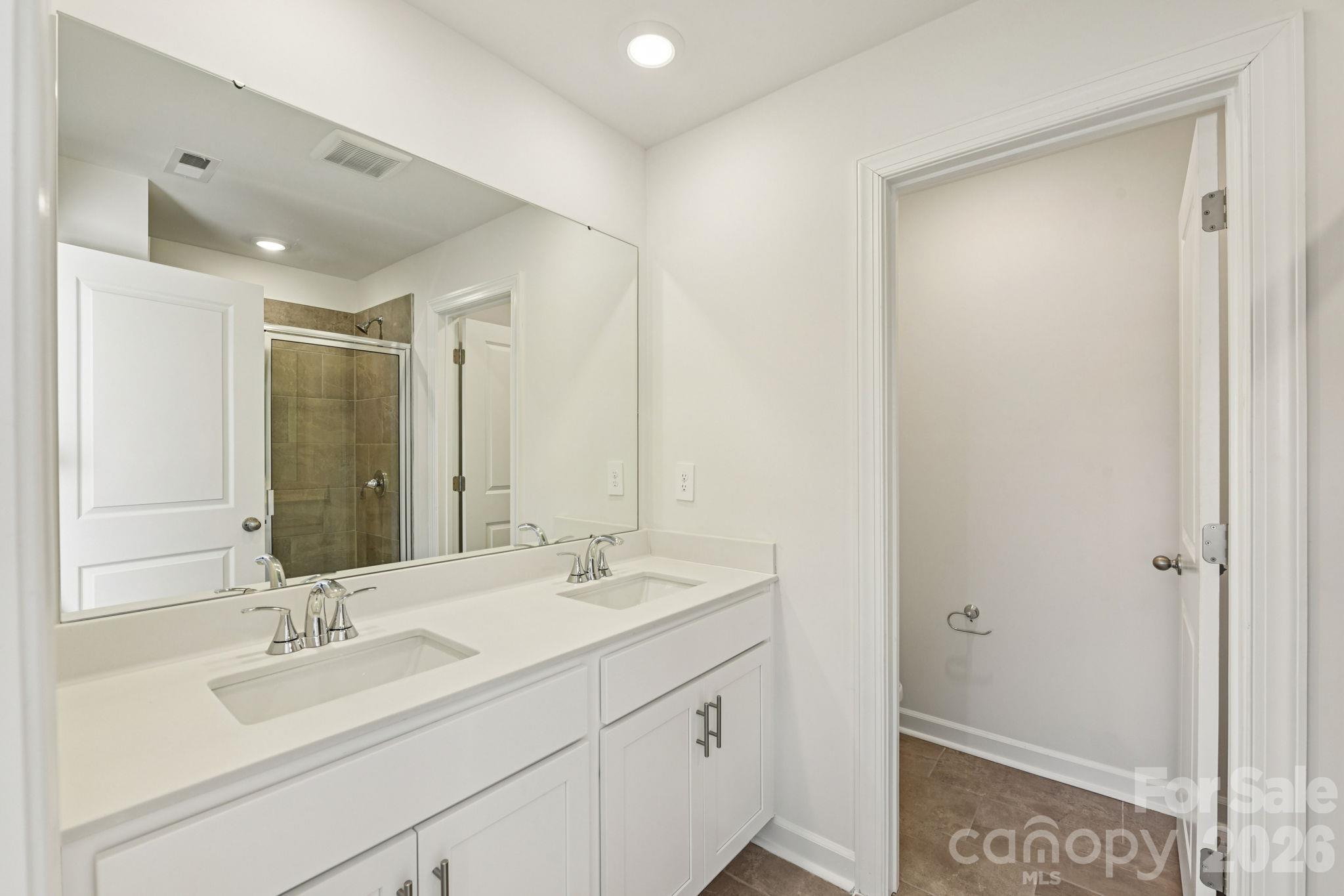 453 Markridge Loop Property Photo 22