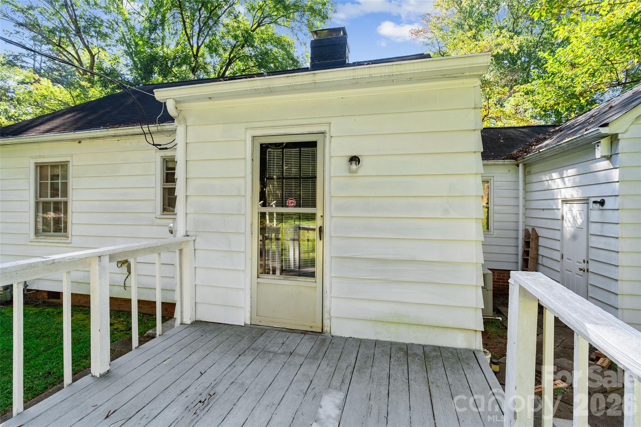1211 Woodland Drive Property Photo 18