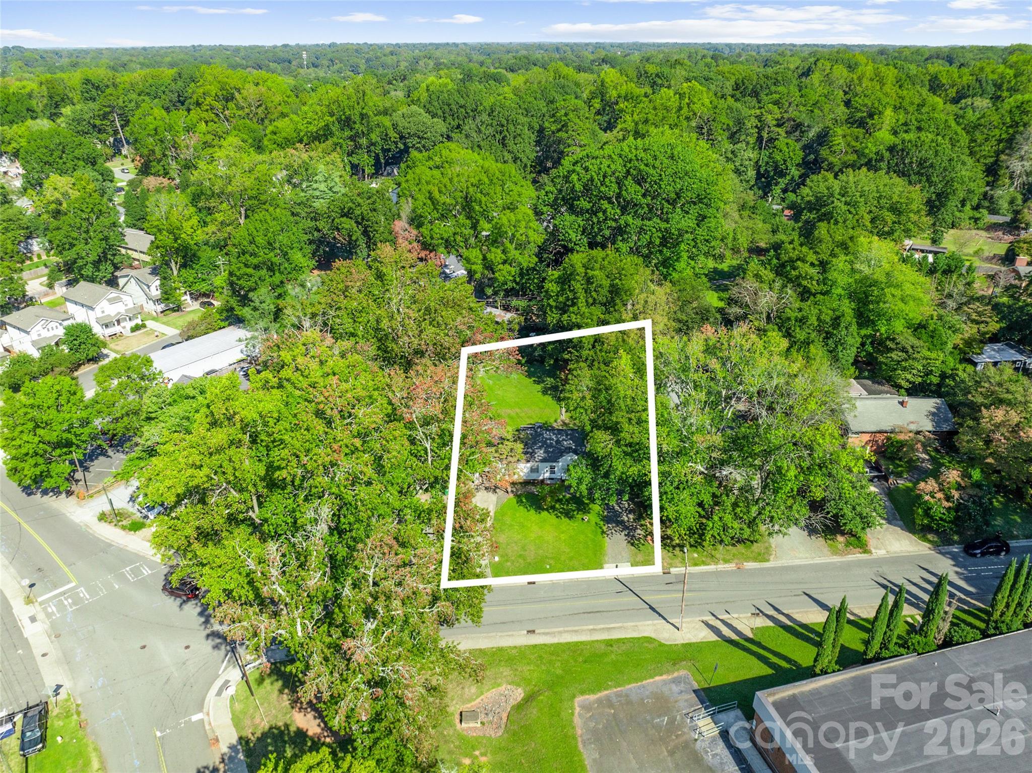 1211 Woodland Drive Property Photo 23