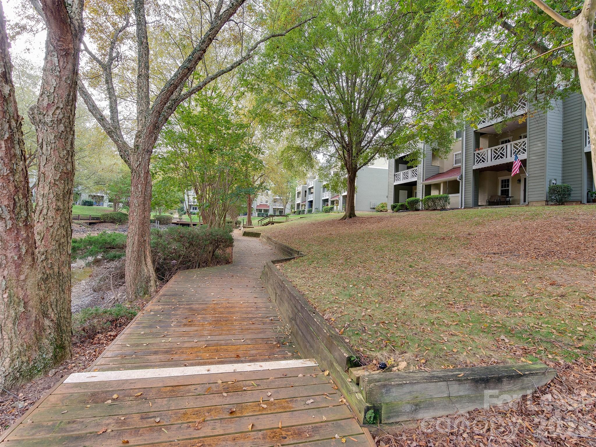 19827 Henderson Road B Property Photo 39